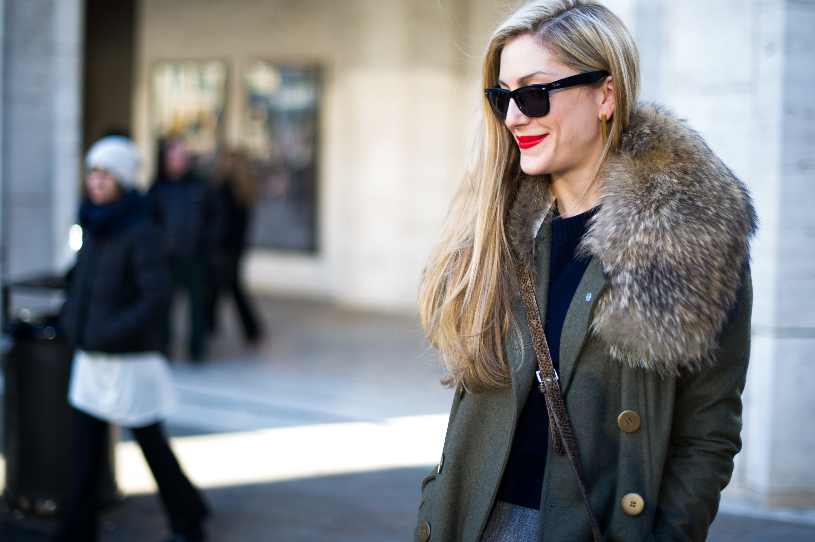 Woman wearing furry collar