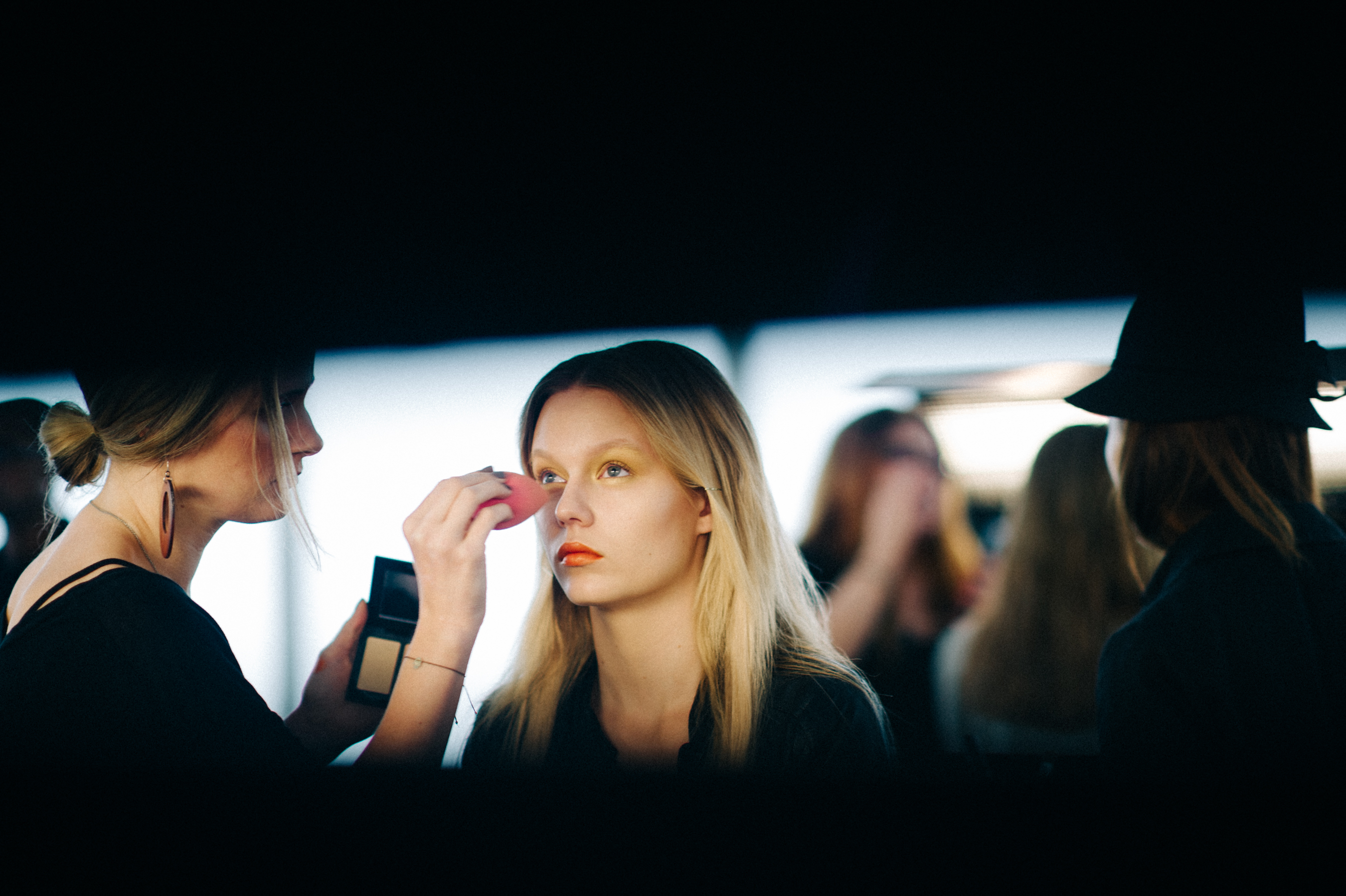 789-Le-21eme-Arrondissement-Adam-Katz-Sinding-Barbora-Dvorakova-Backstage-At-Jeremy-Laing-Fall-Winter-2012-2013-Mercedes-Benz-New-York-Fashion-Week-Milk-Studios-New-York-City-Street-Style-Fashion-Blog_21E1771