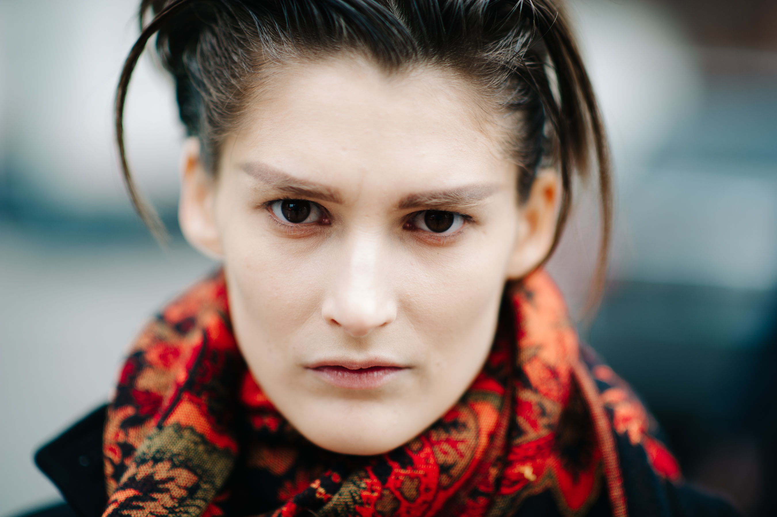 French-Model-After-Show-Scarf