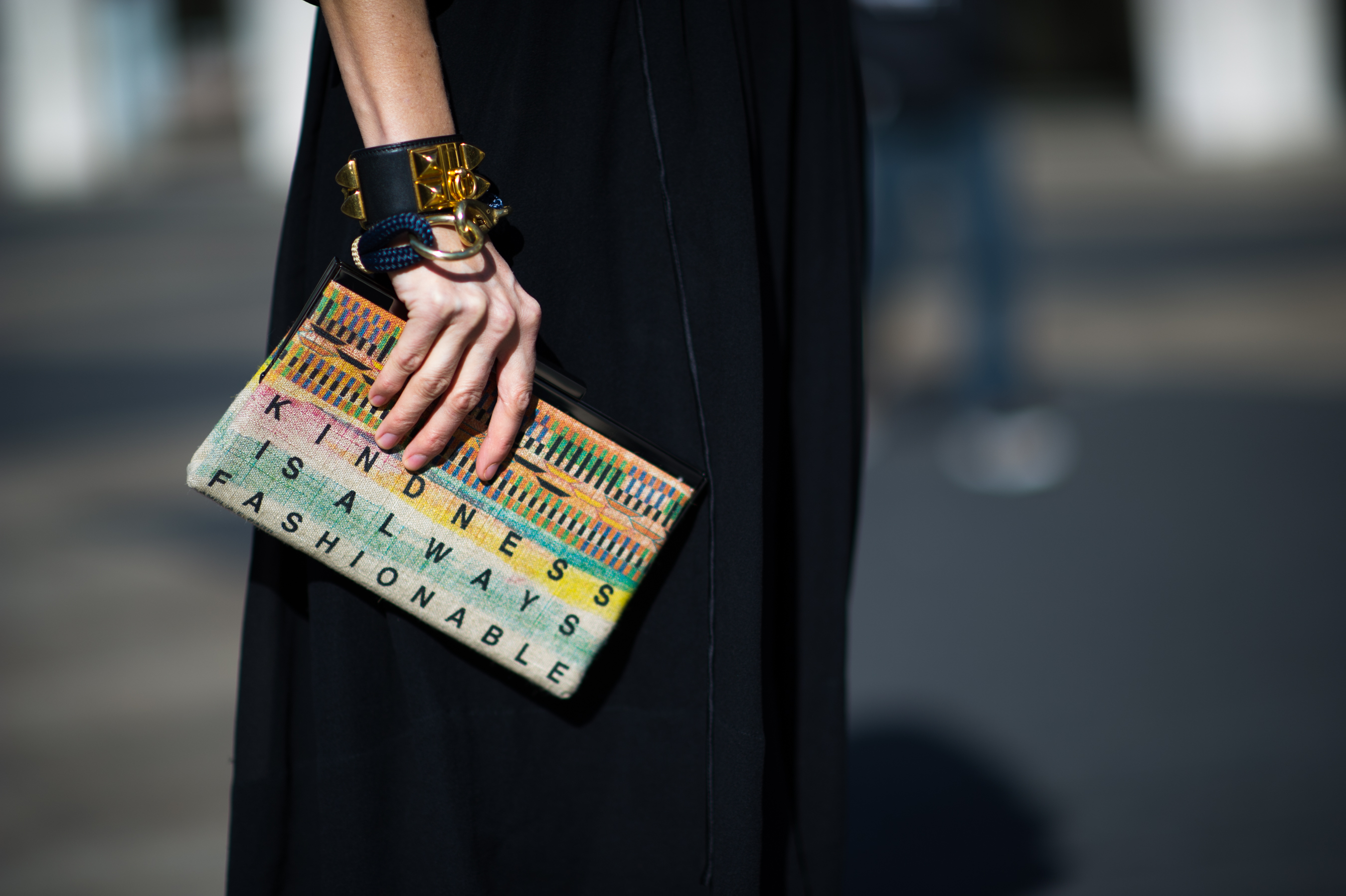 Non-Profit-Clutch-Marine-Bracelet