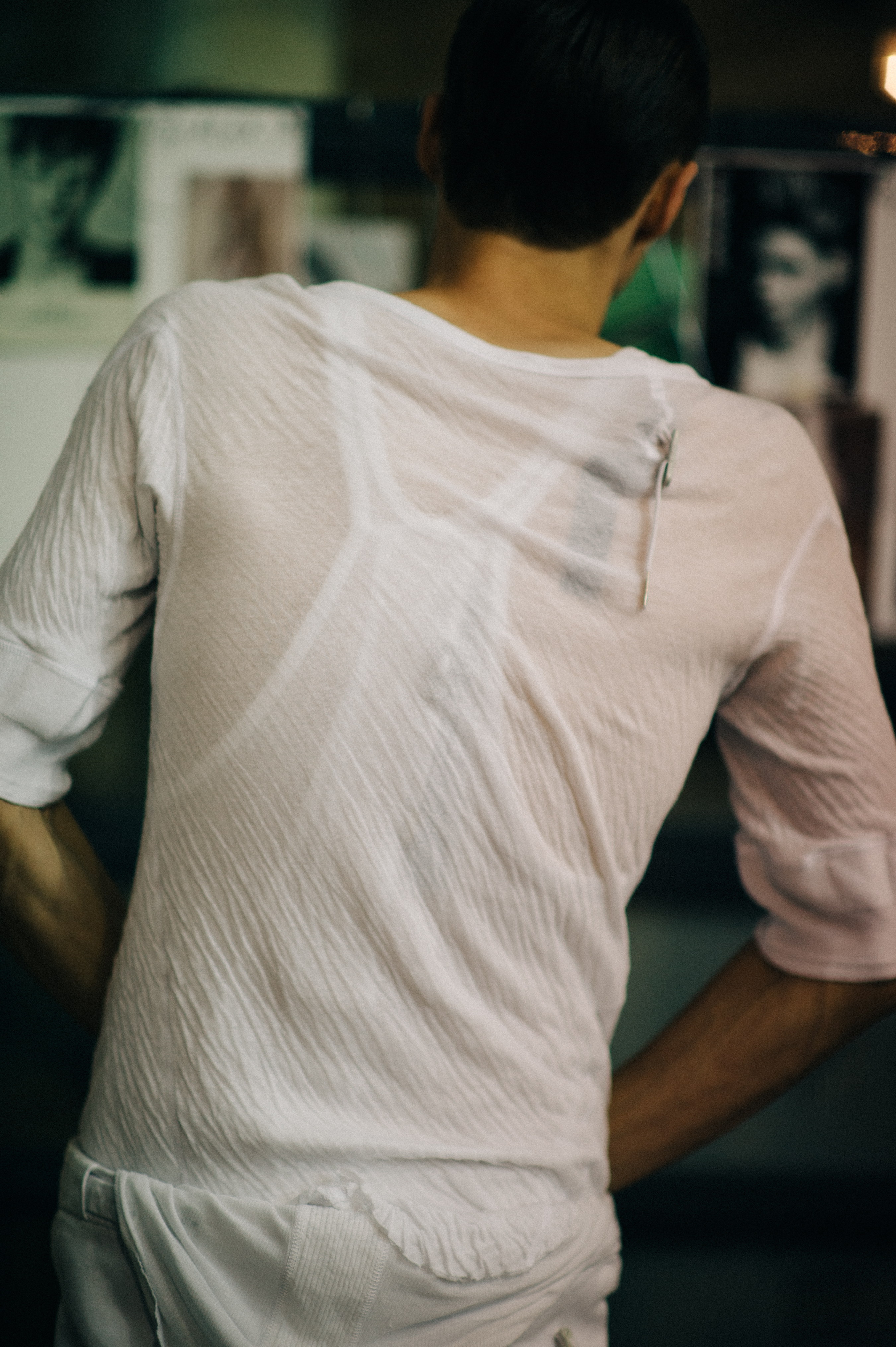 Male-Models-Back-Before-Show