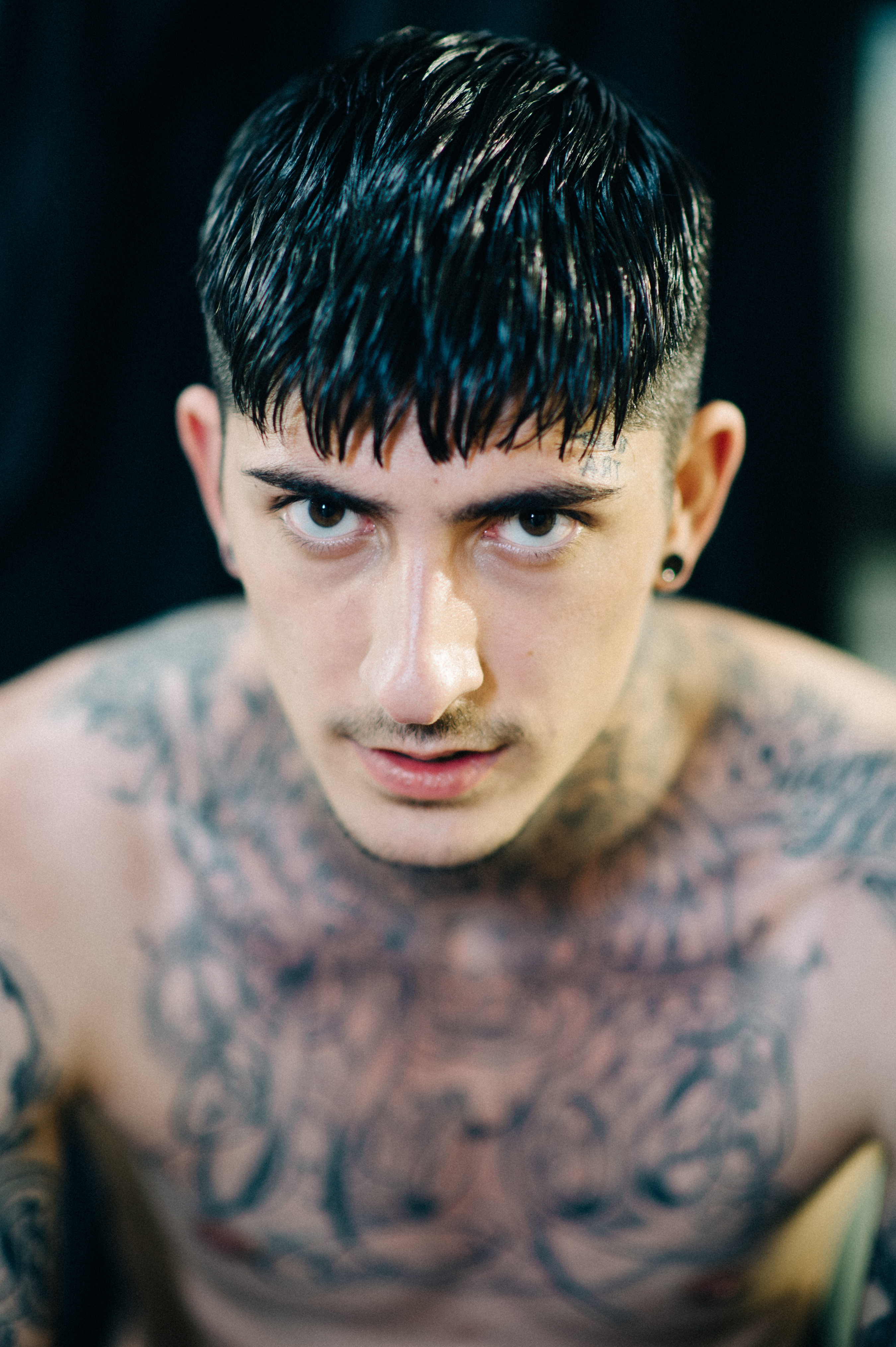Tattooed-Male-Model-Before-Show