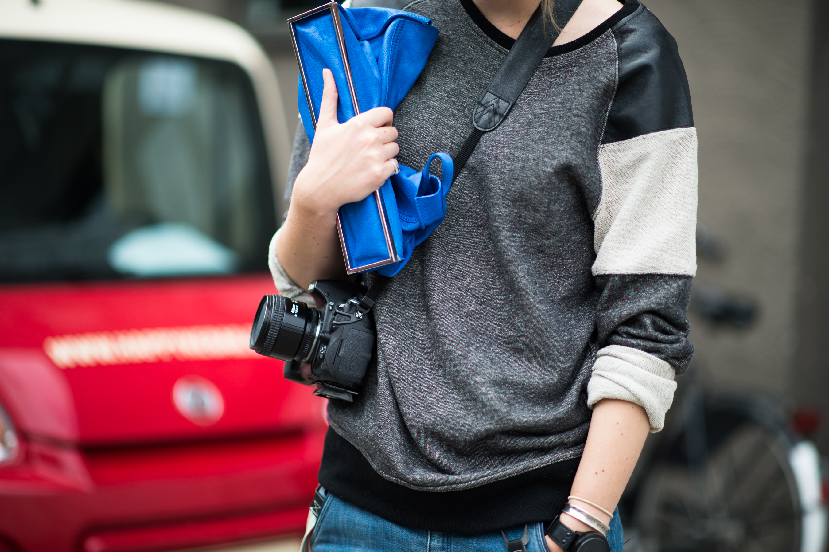 Grey-Jumper-Blue-Leather-Bag