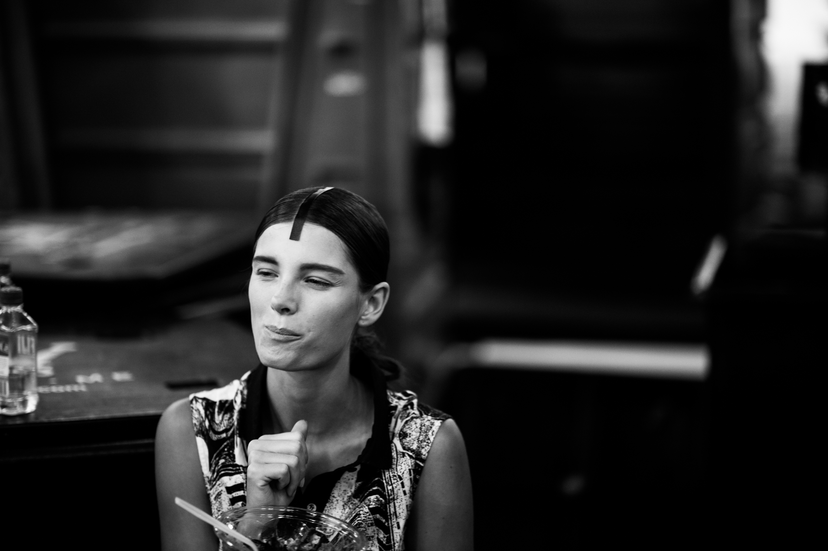 Model-Eating-Backstage-Before-Show