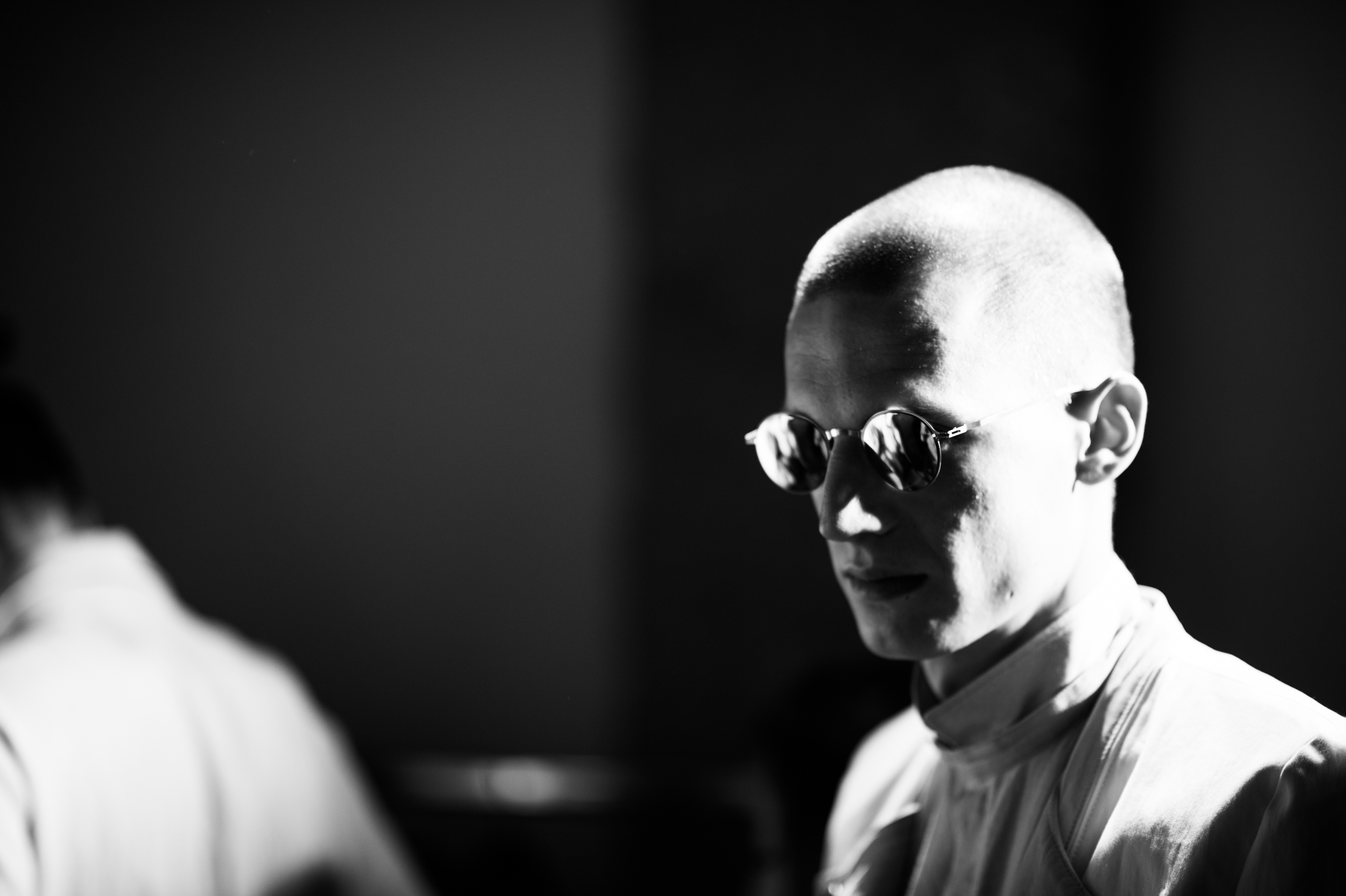 Male-Model-Mirrored-Glasses-Backstage