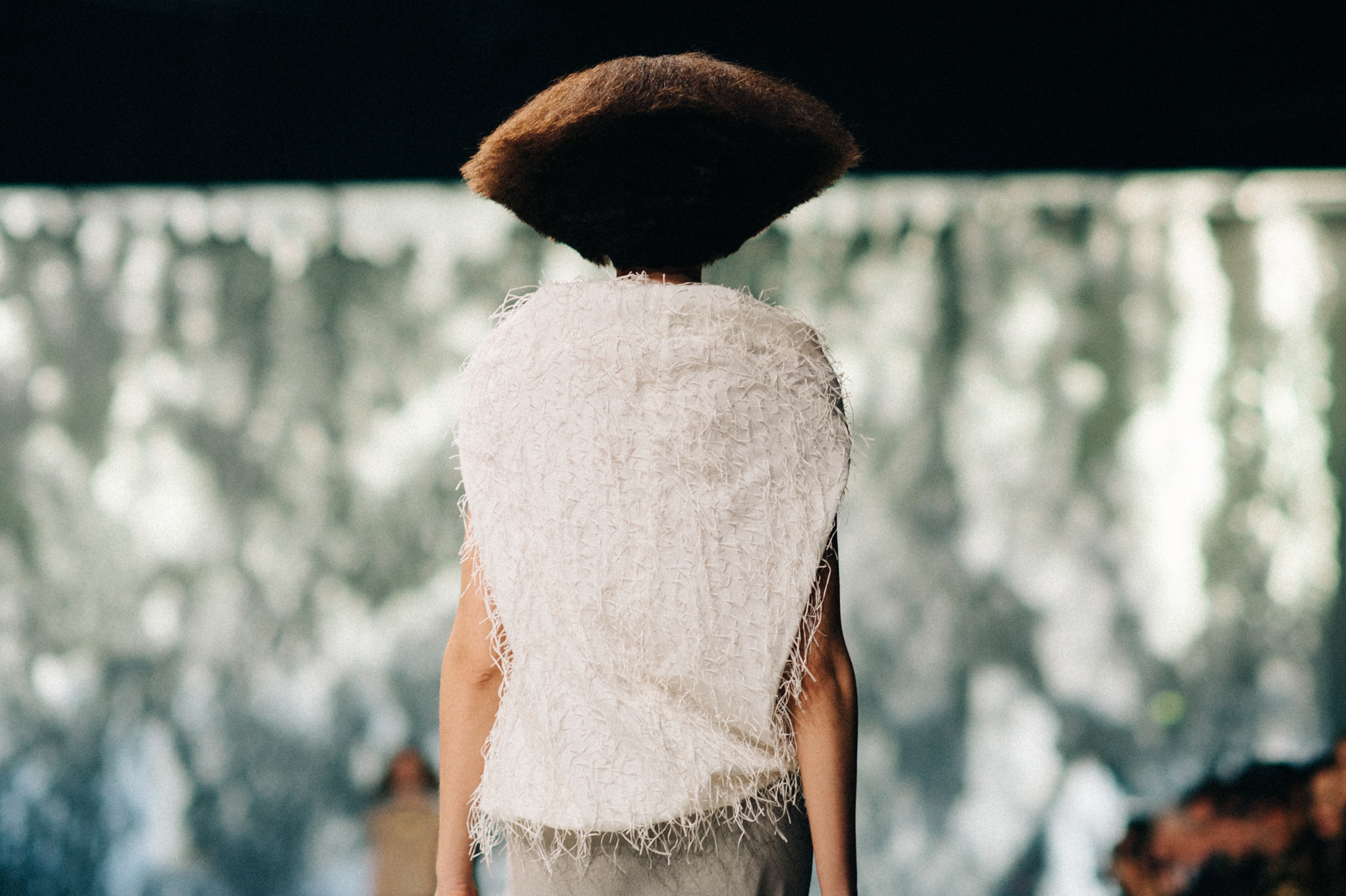 Model-Rear-View-Fashion-Runway