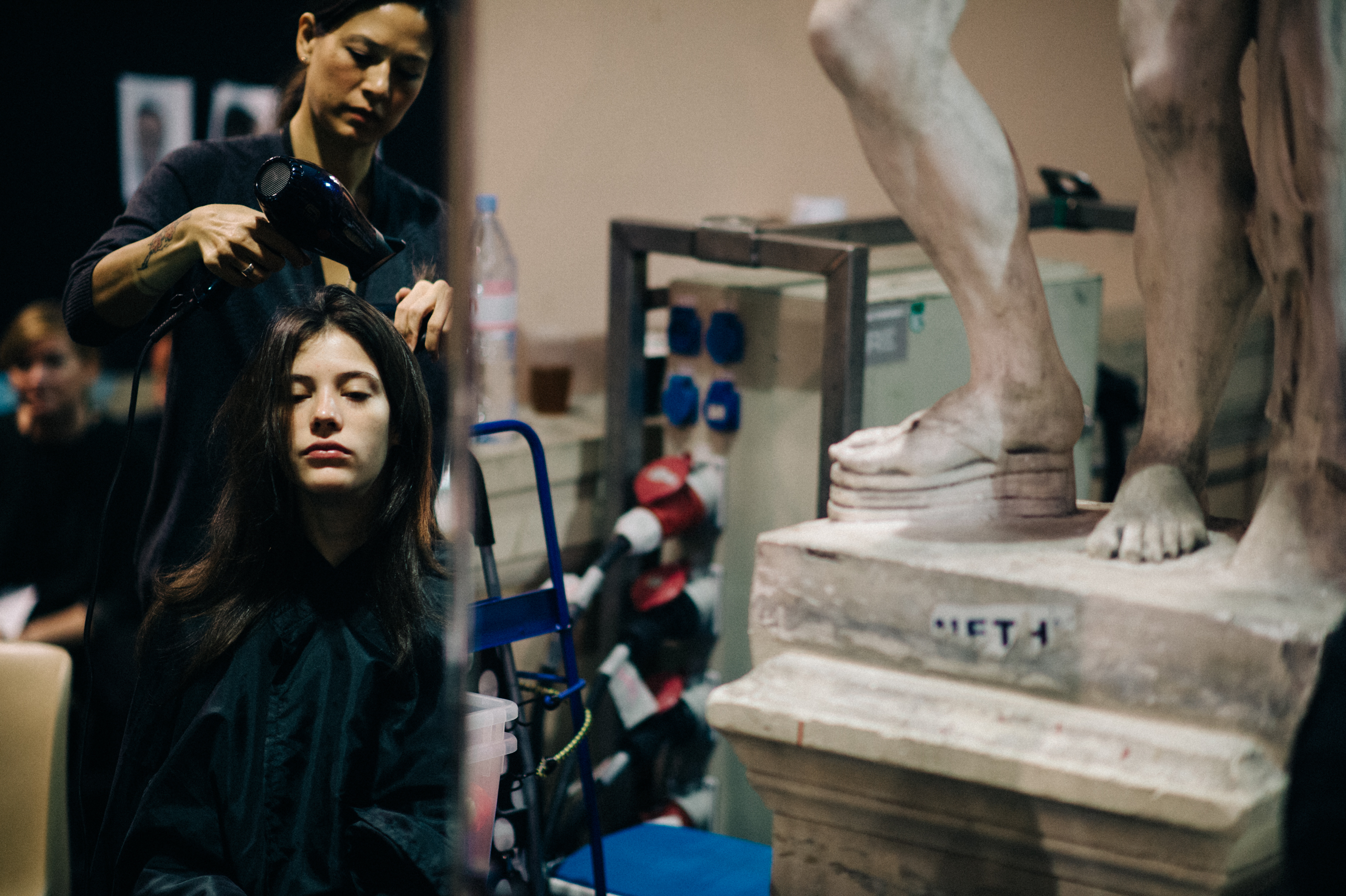 Model-Before-Fashion-Show