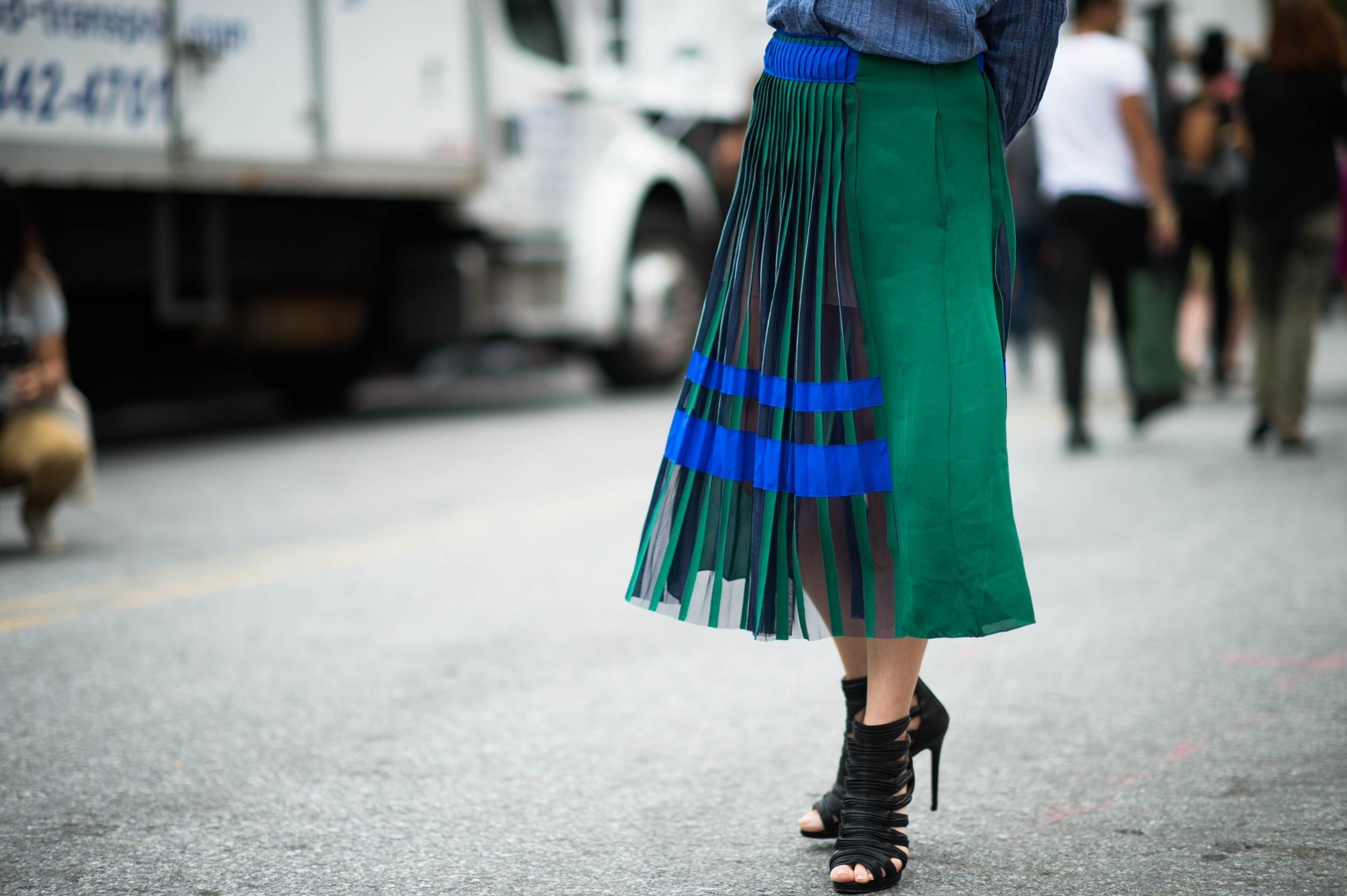 Marie-Claire-Editor-Green-Blue