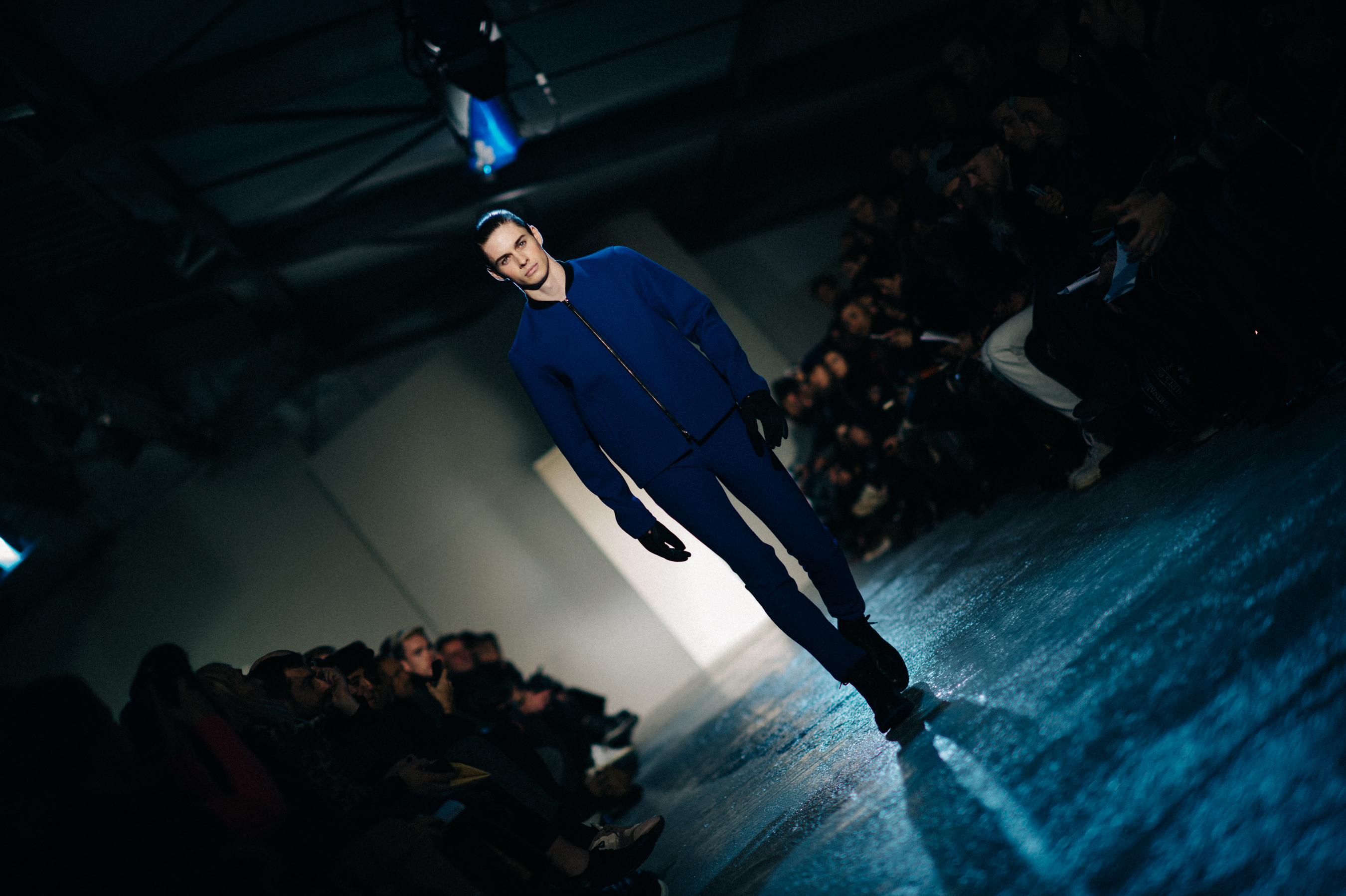 Joe-Collier-Walking-Fashion-Show