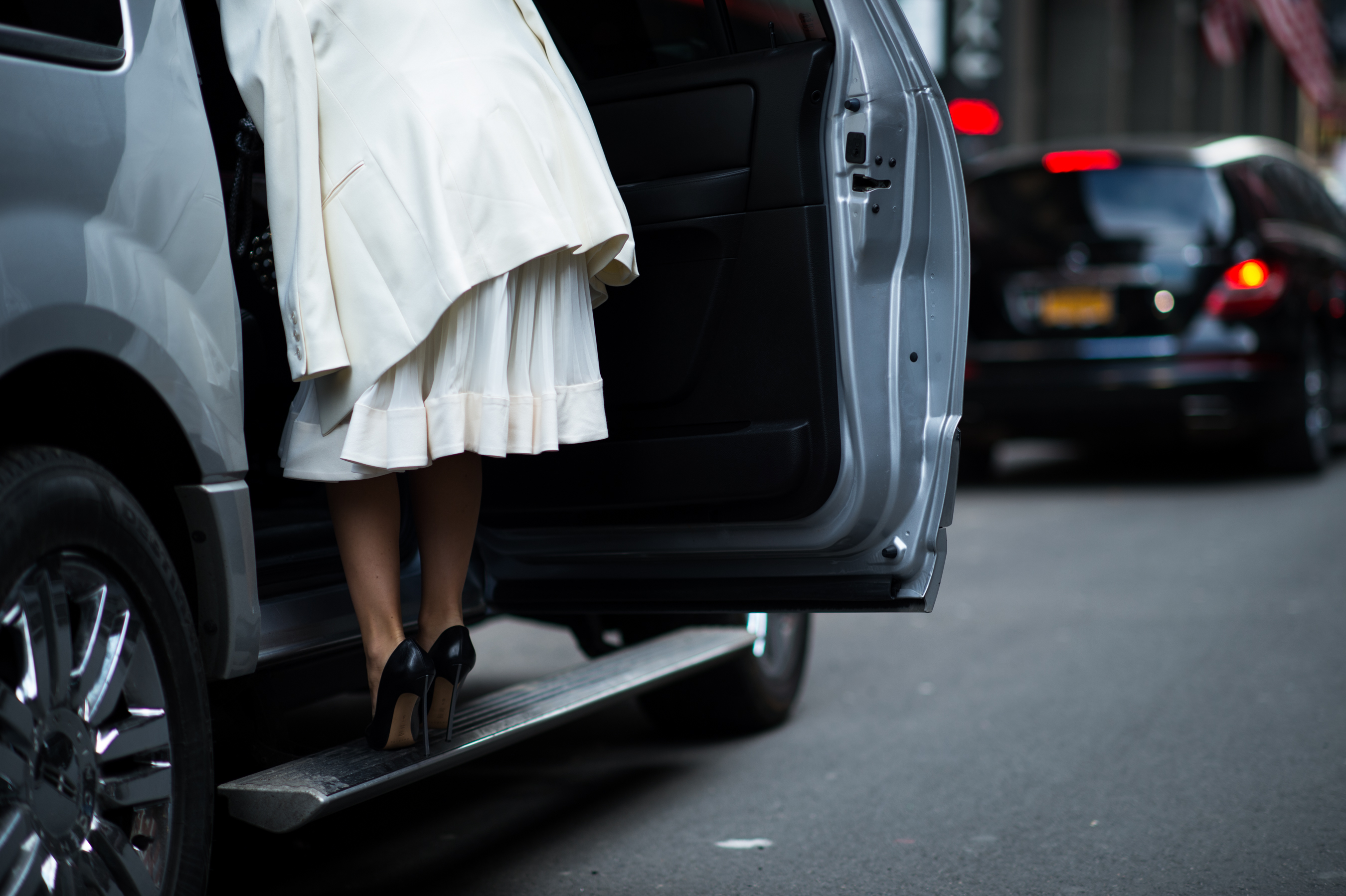 Buro-247-Russian-Editor-Car