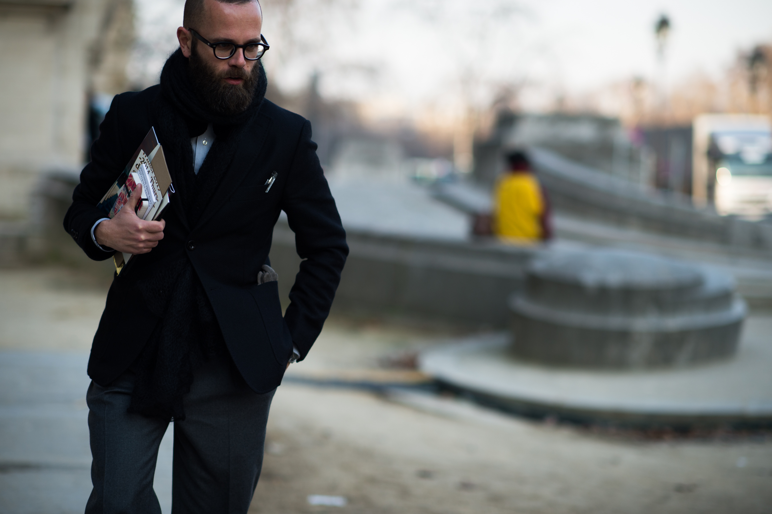 Writer-Wearing-Suit-Grand-Palais