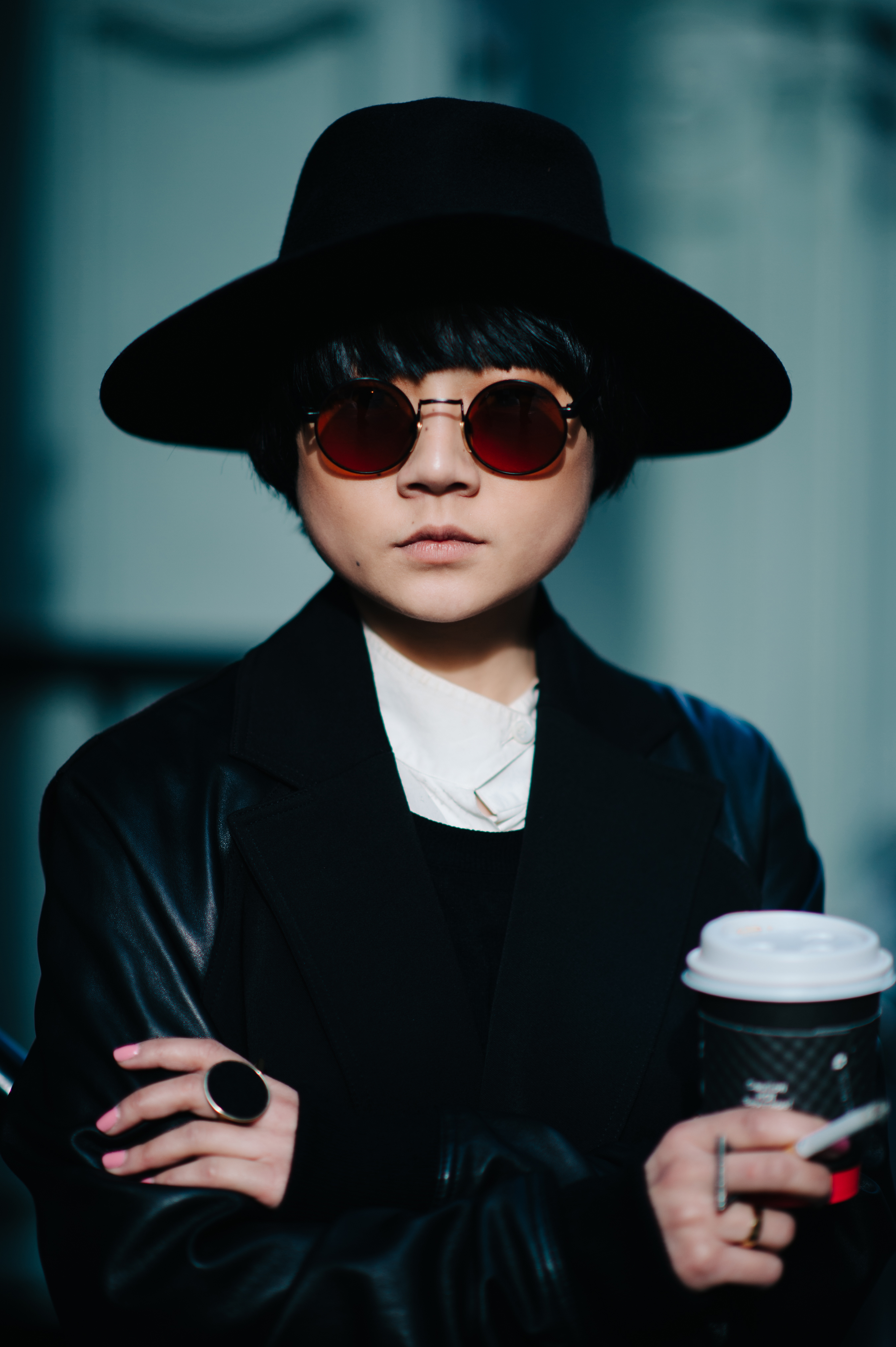Girl-Hat-Sunglasses-Dior-Homme
