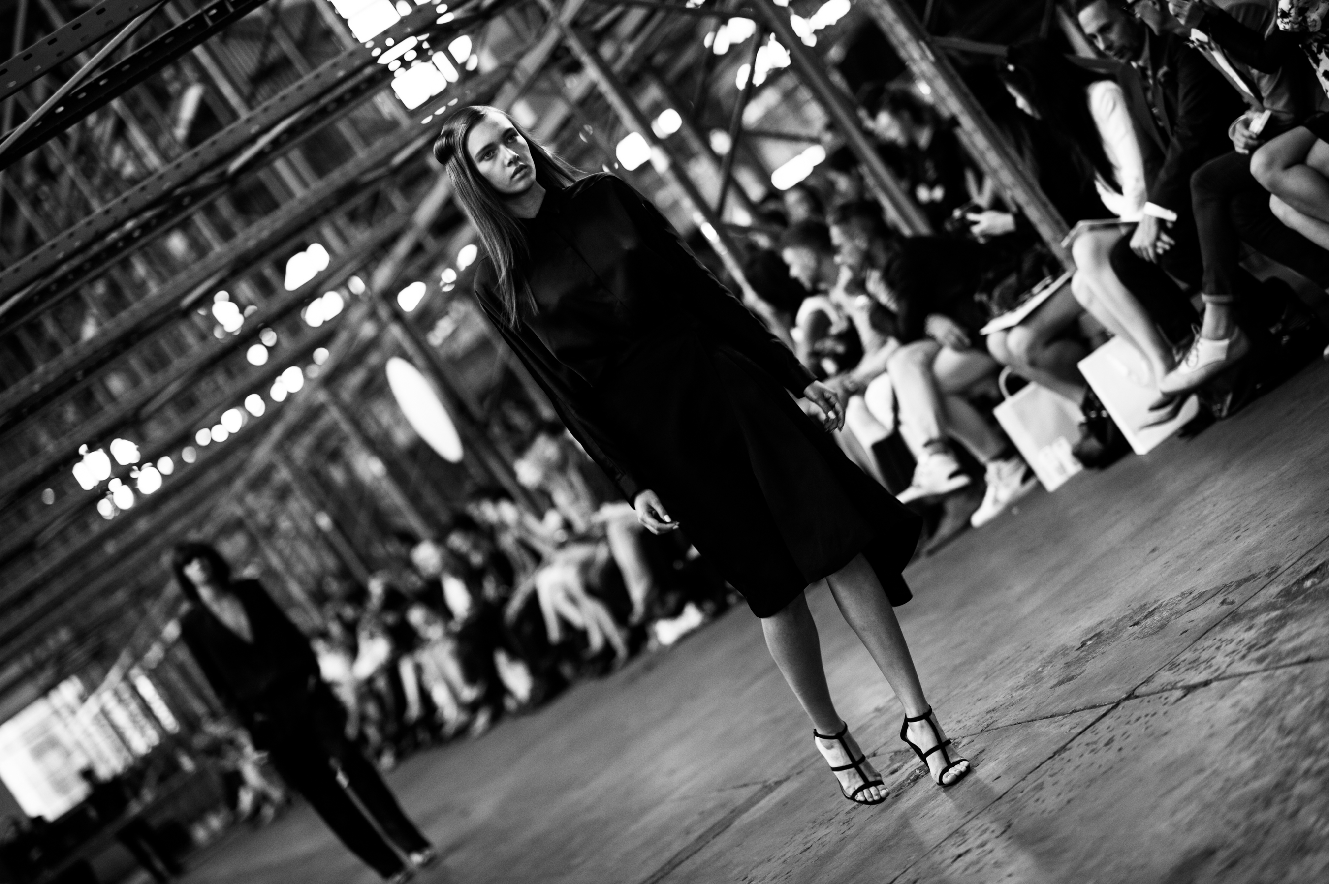 Model Anastasia Pochernikova walking runway