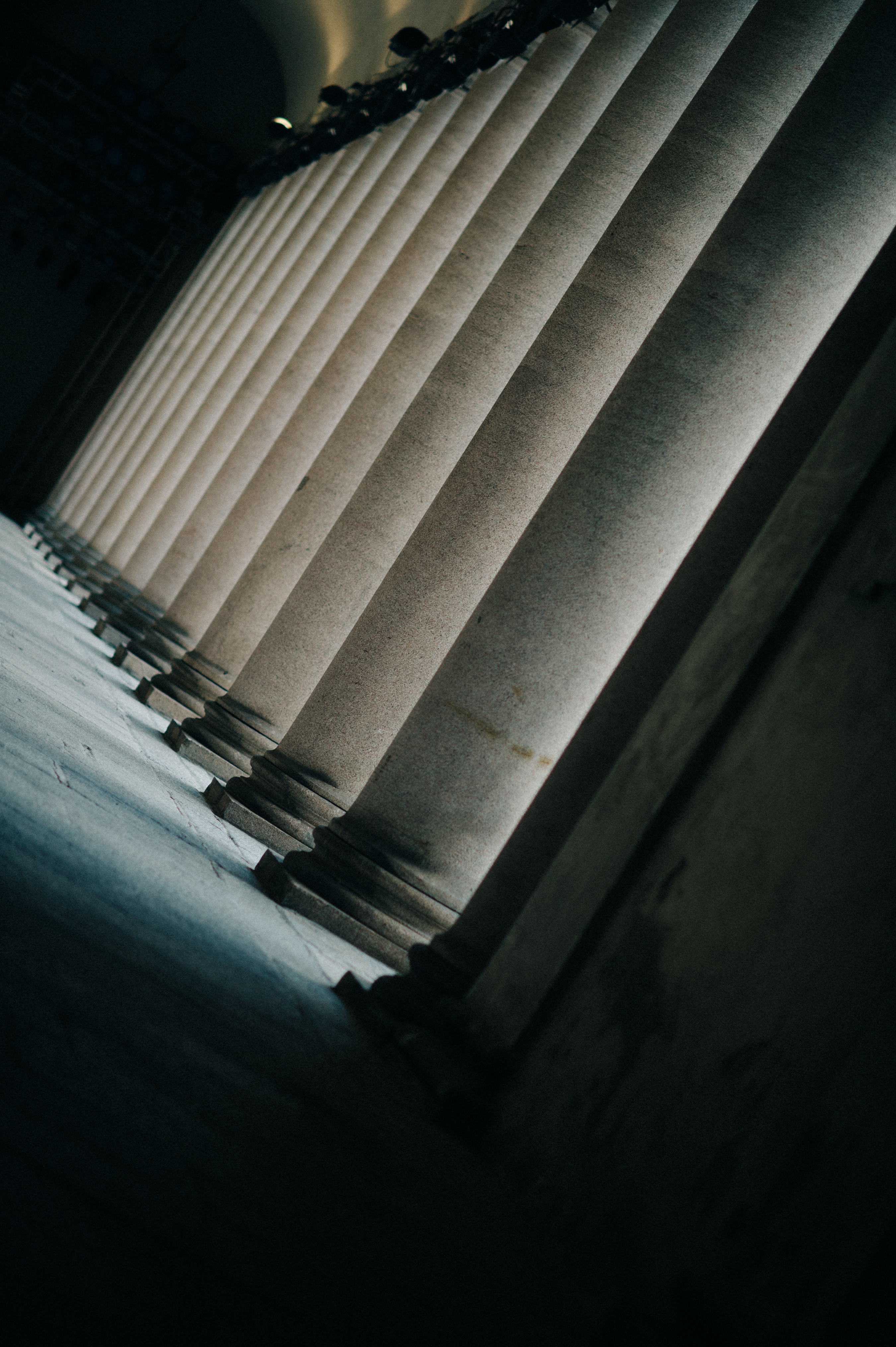 Columns at Via Senato 10 Milano