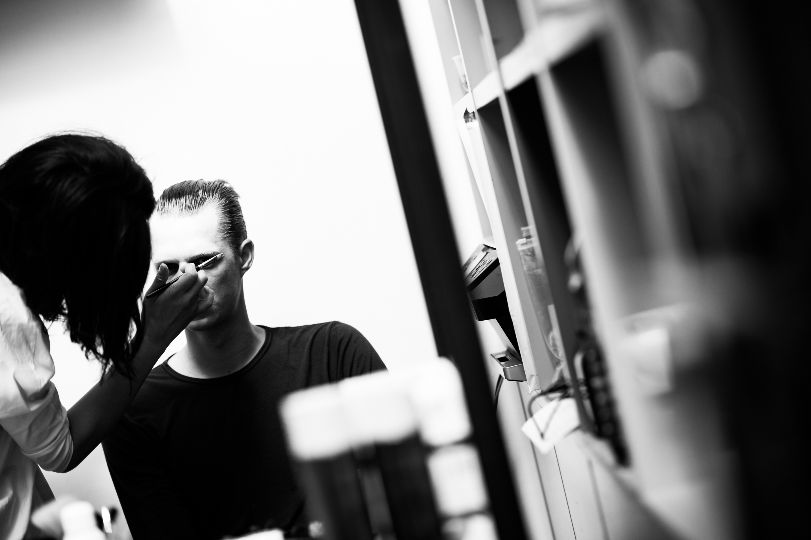 Male mode Benoni Loos makeup