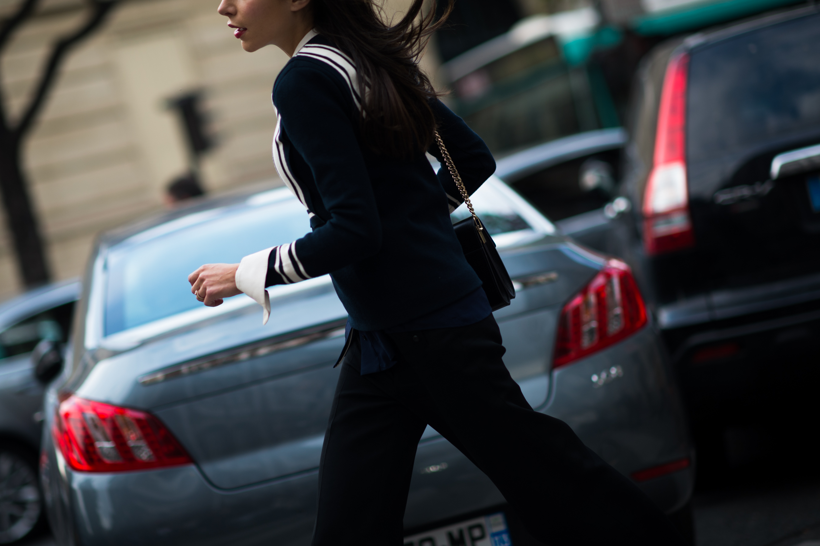Austrian stylist running to show