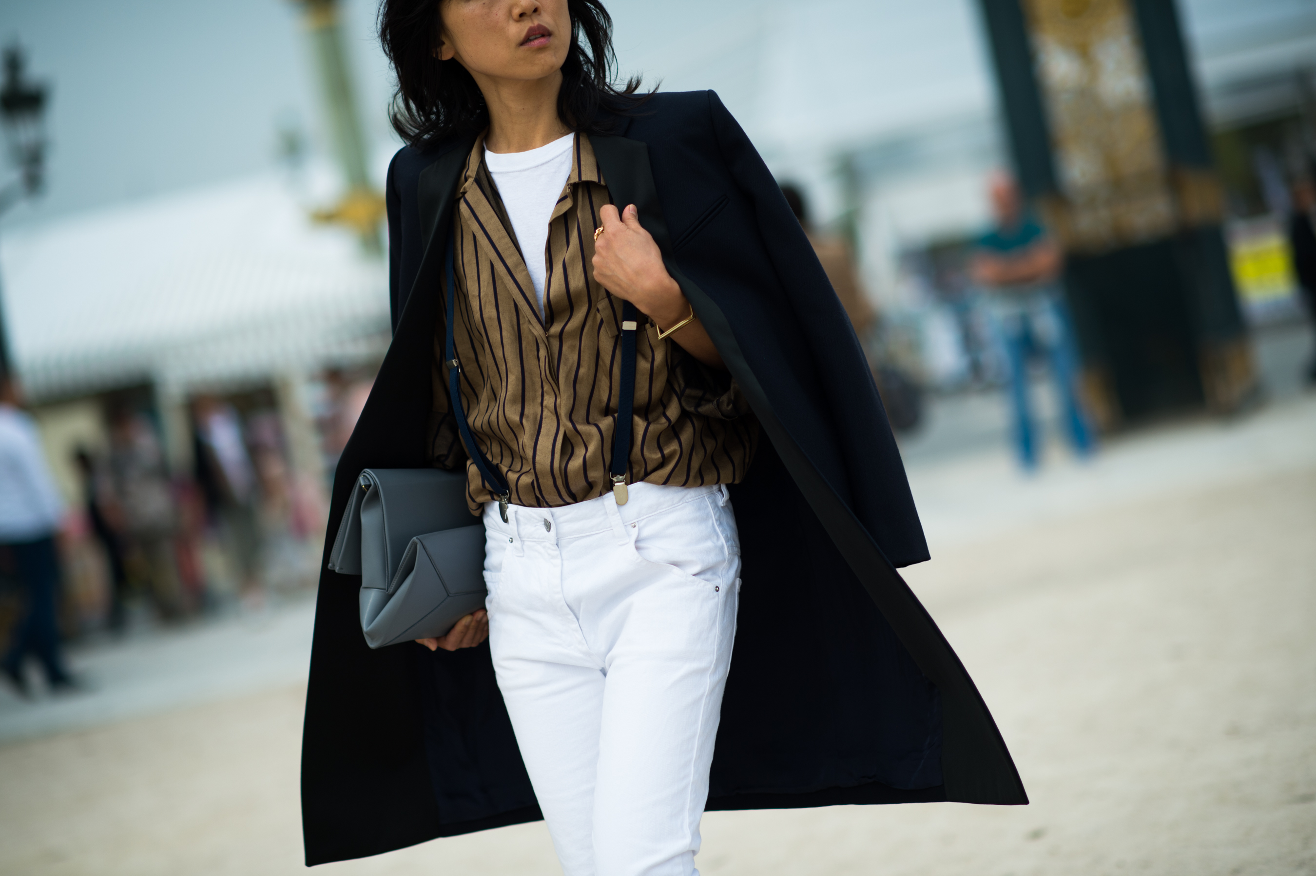 Japanese editor in Jardin des Tuileries