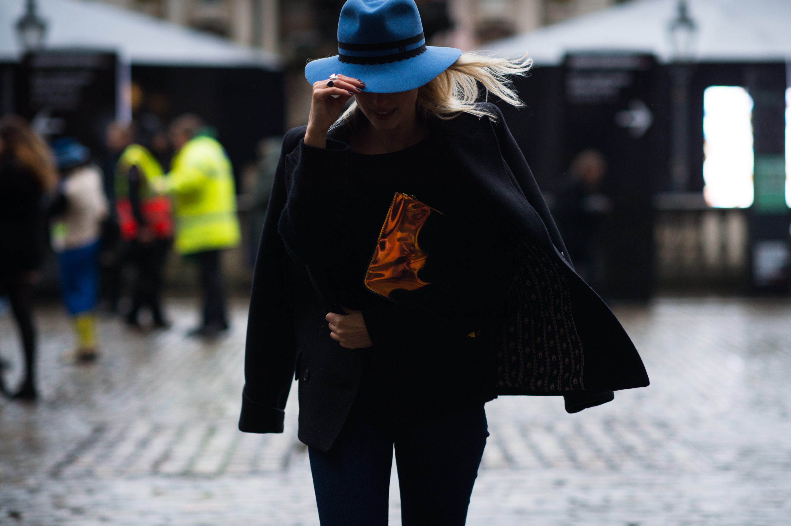Dutch blogger wearing a blue hat