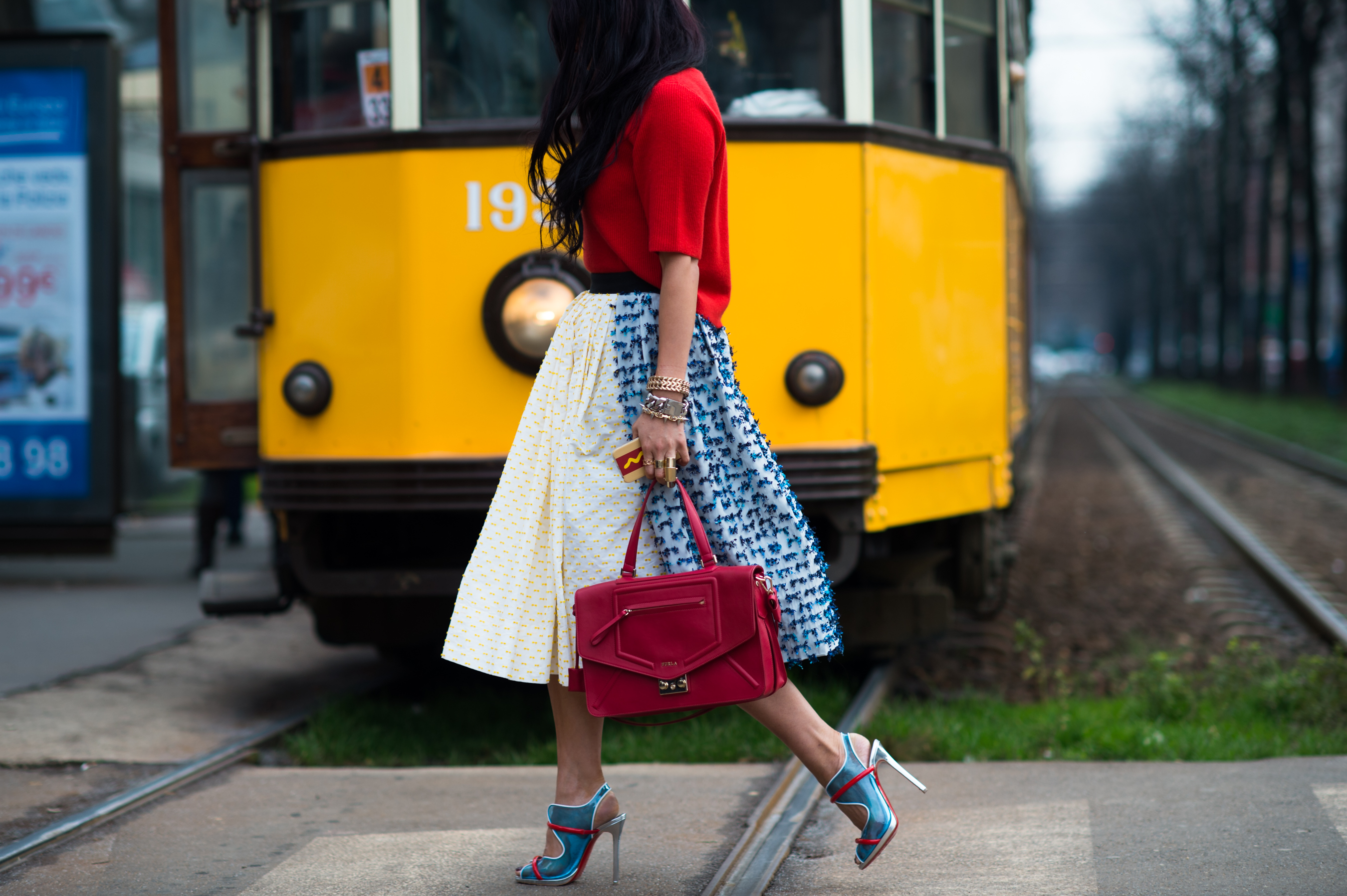 Hong Kong chinese blogger with a Furla bag