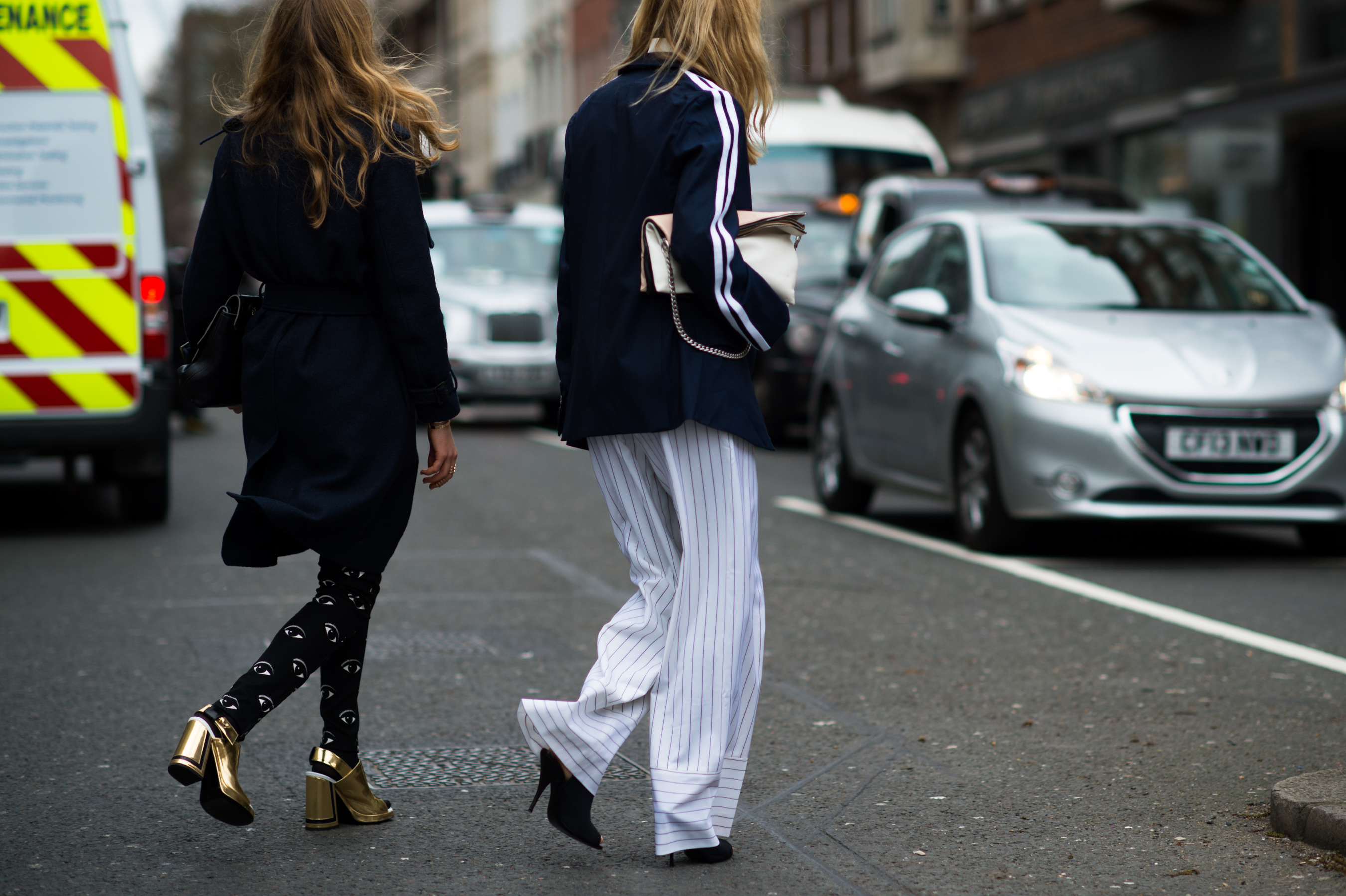 Two Danish bloggers crossing the street