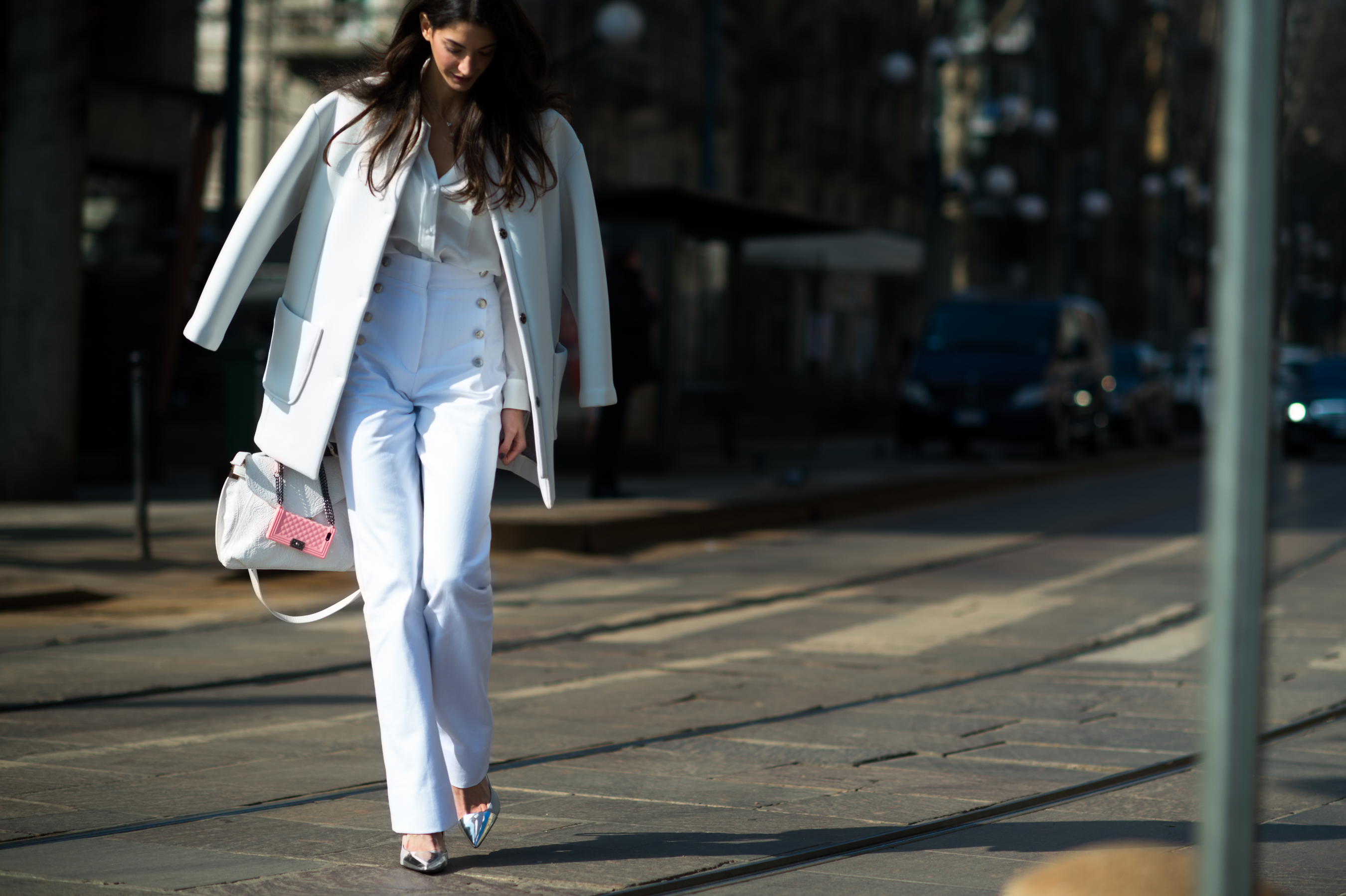Italian girl wearing all white