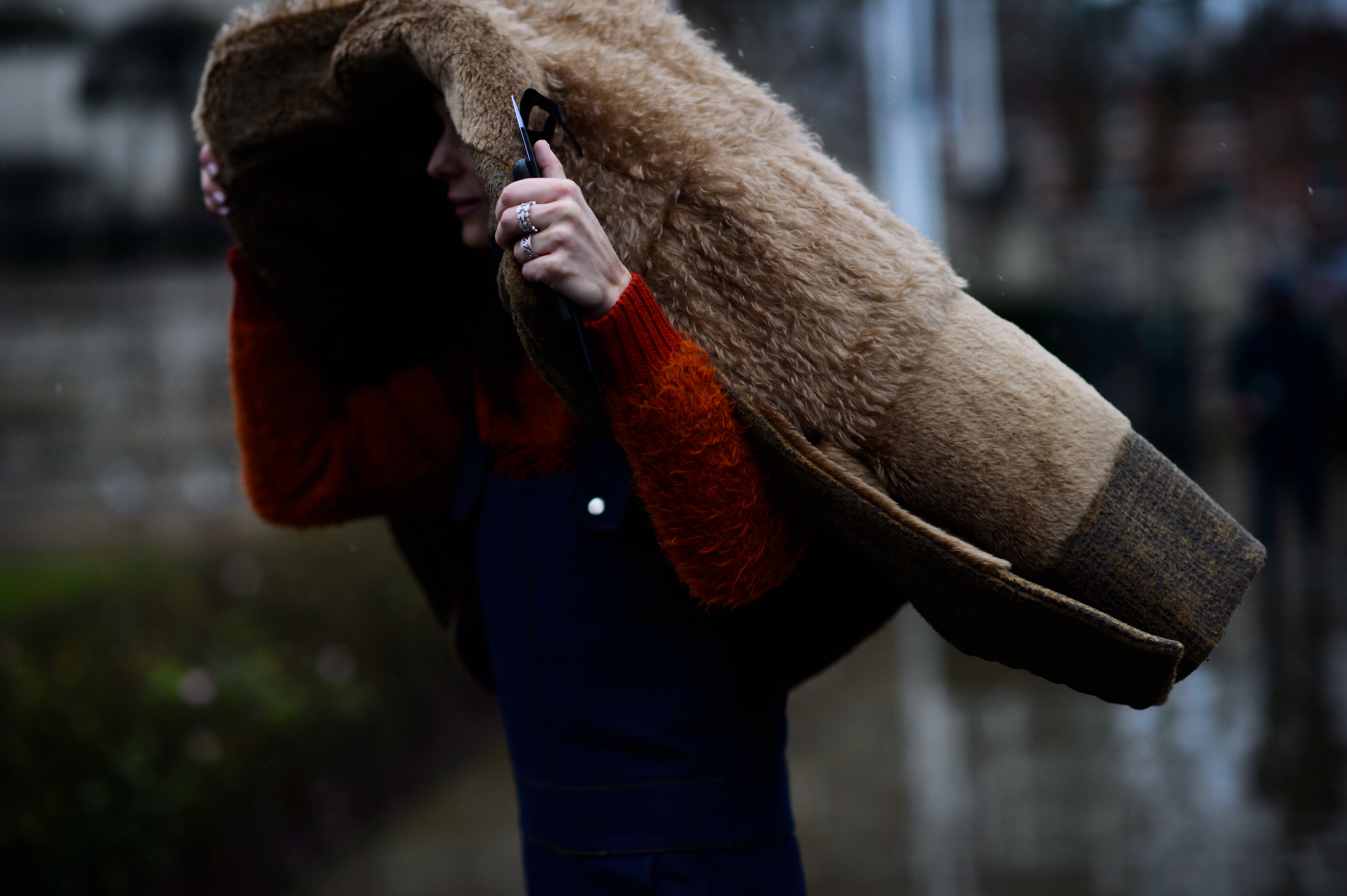 Norwegian blogger in the rain