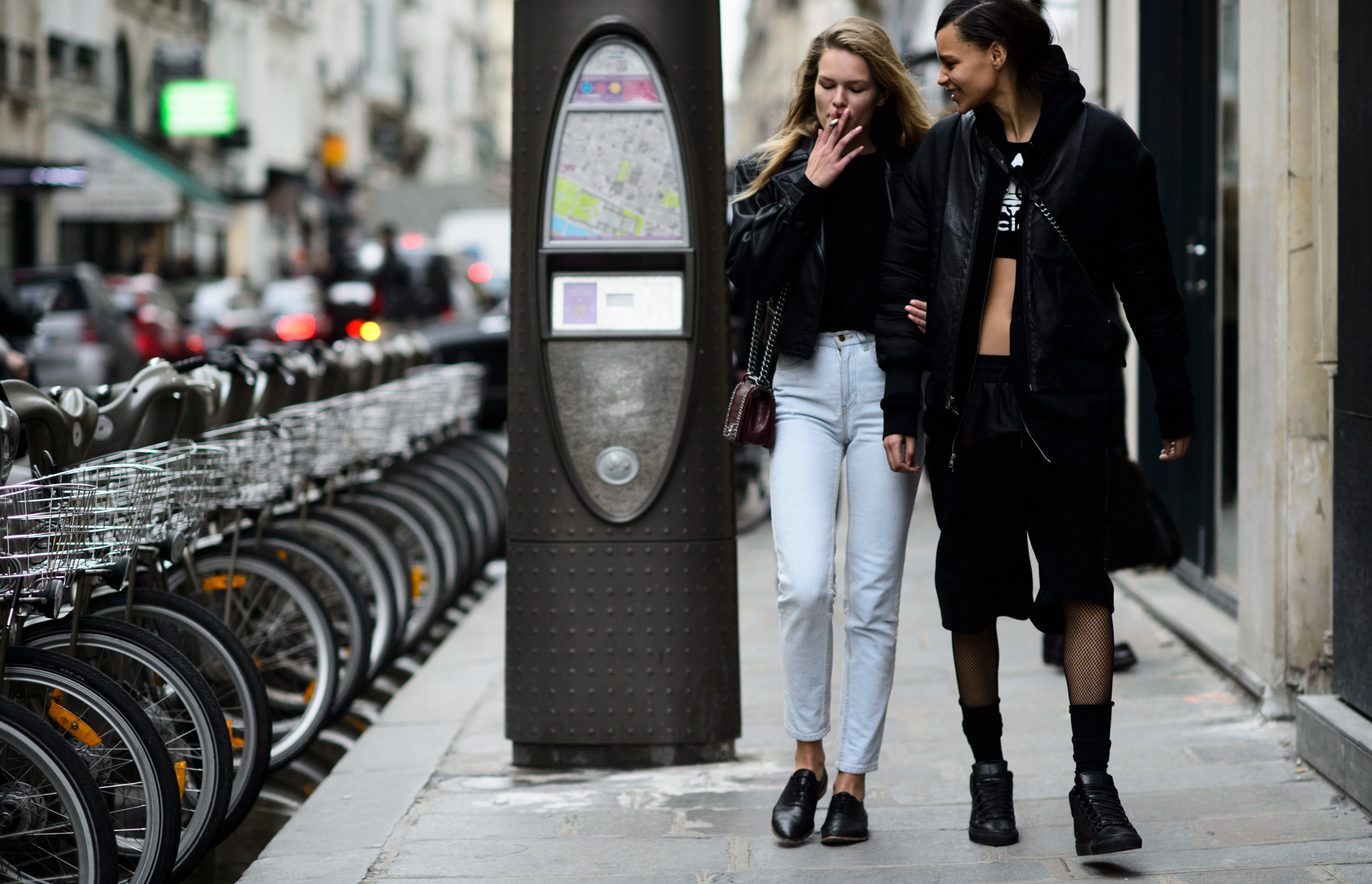 German and American models on Rue St. Honoré