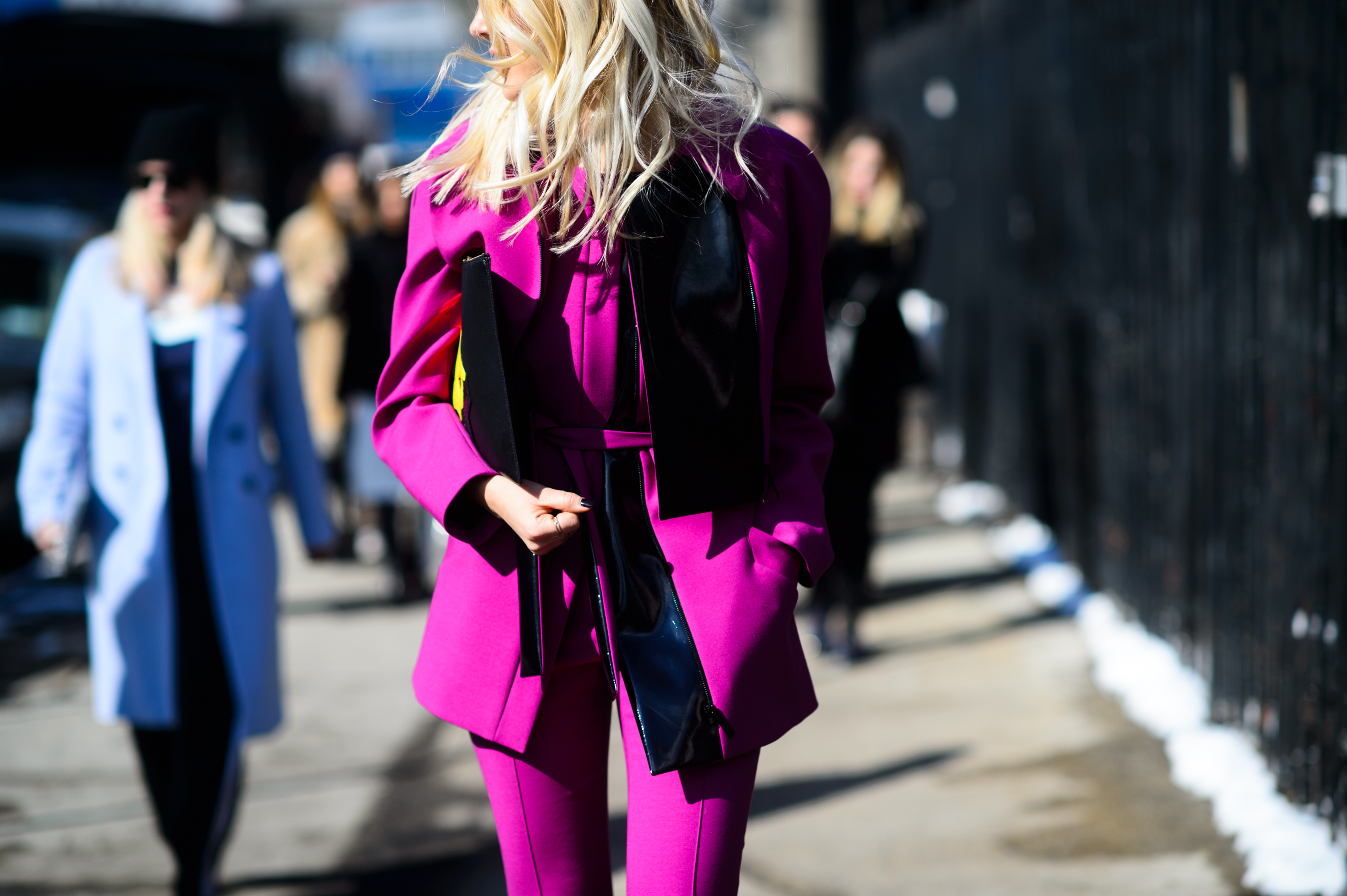 Blonde Los Angeles blogger wearing magenta