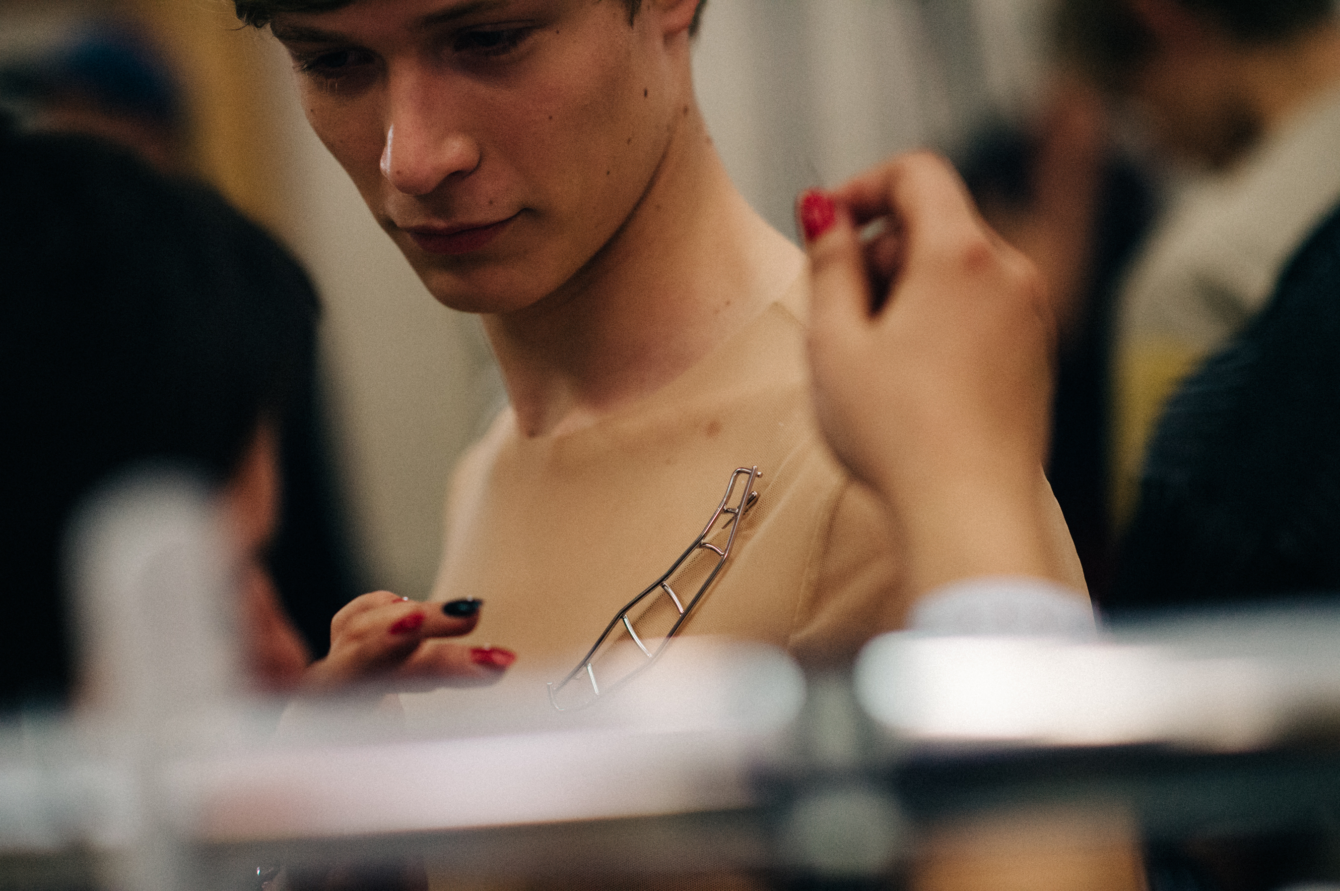 Male model Sven de Vries before the show