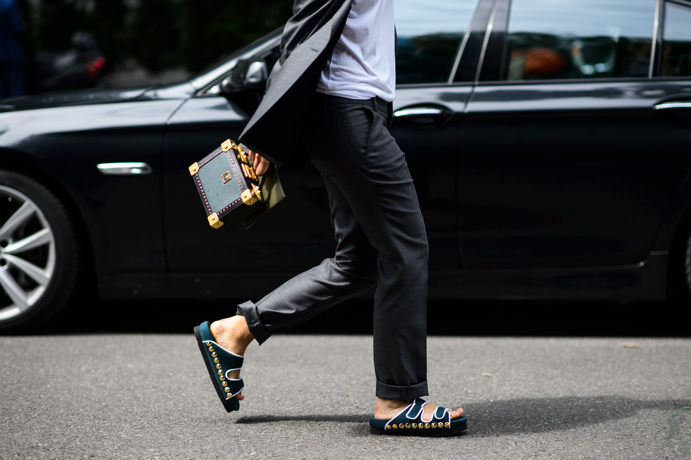 Italian blogger before Armani show