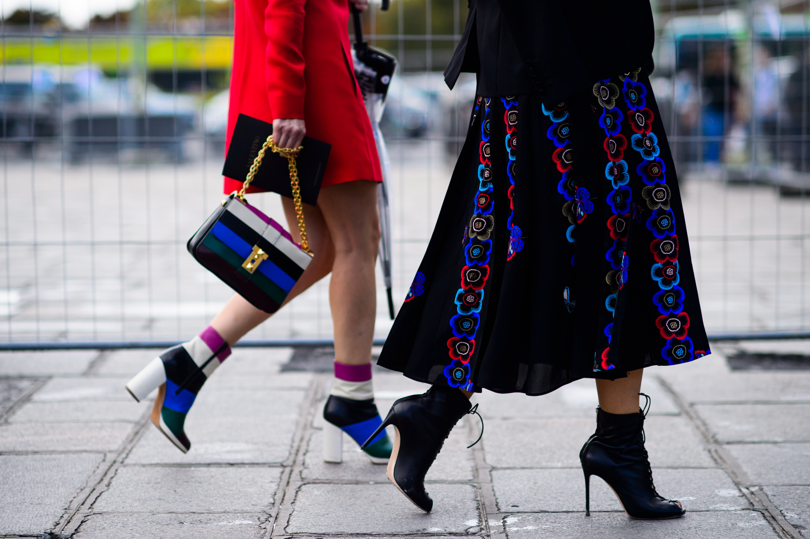 Women walking to the show