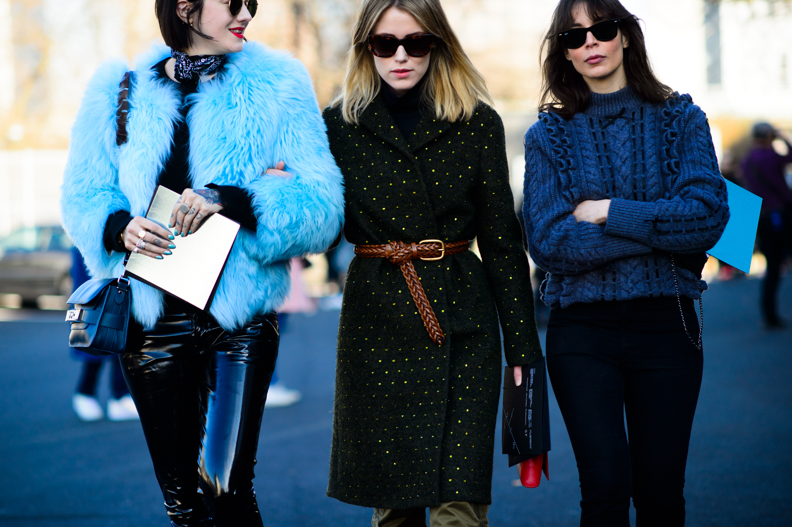 Three Norwegian women before the show