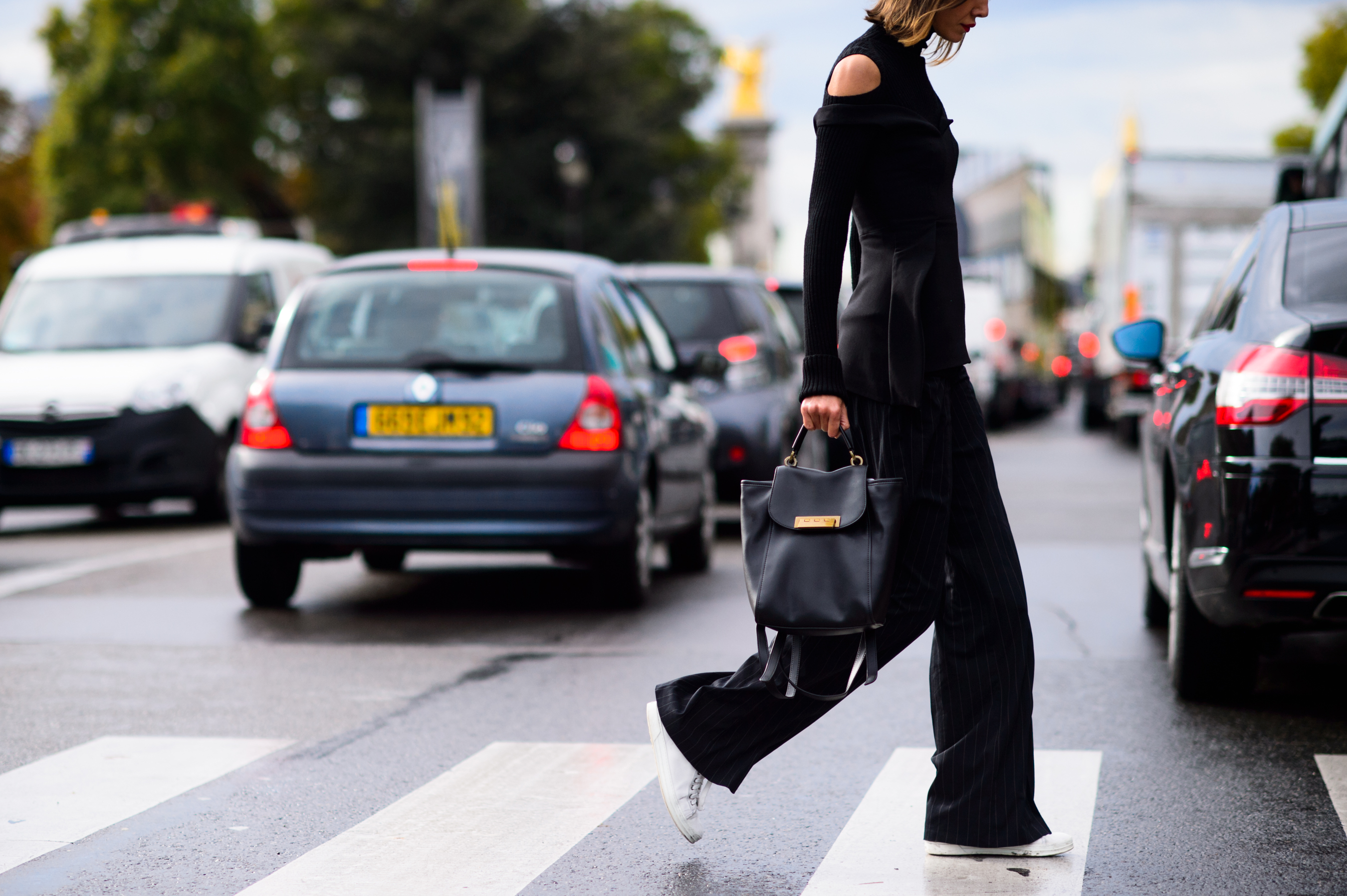 Ukrainian Vogue editor arriving to a show