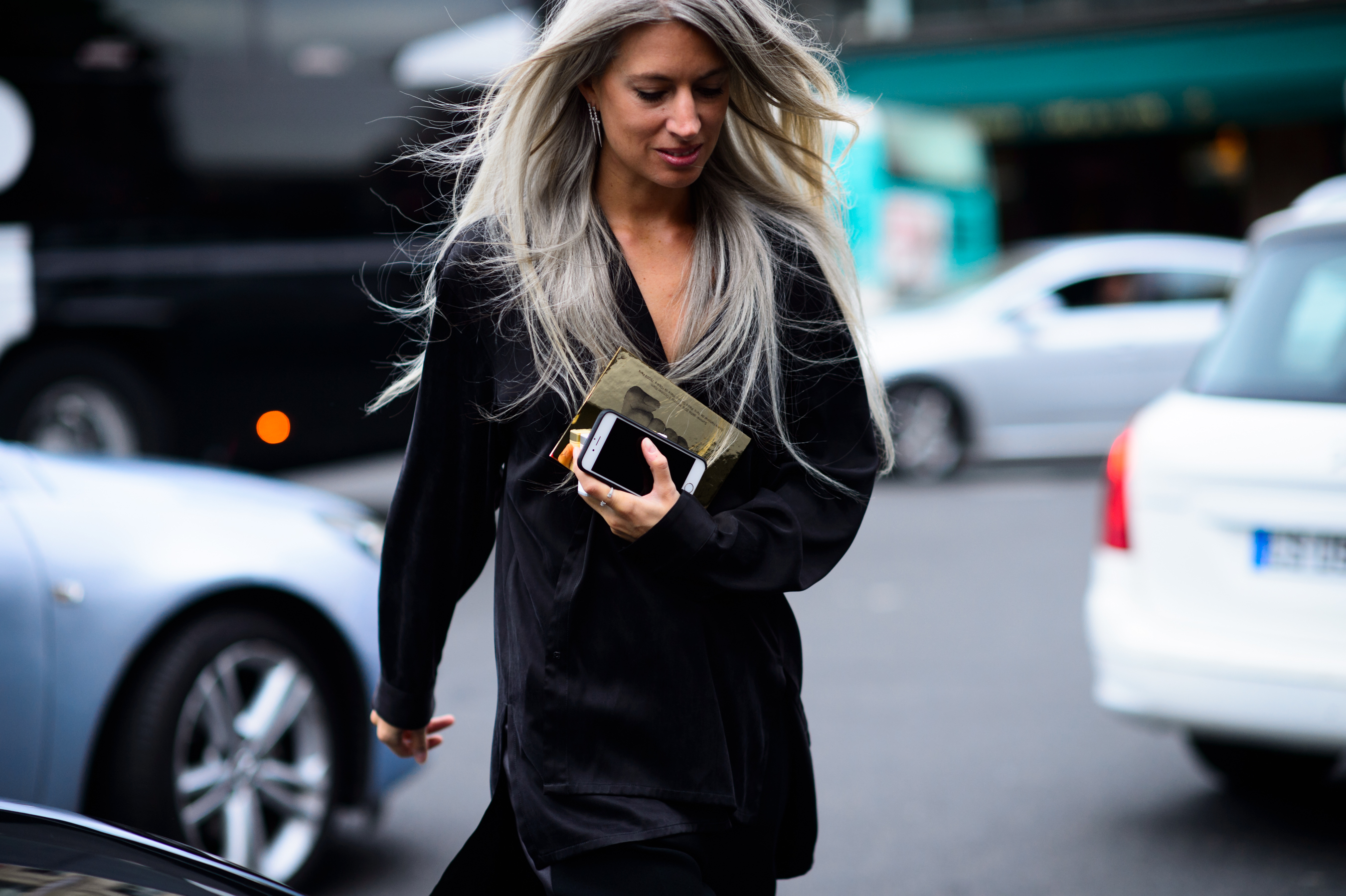British Vogue stylist arriving to the show