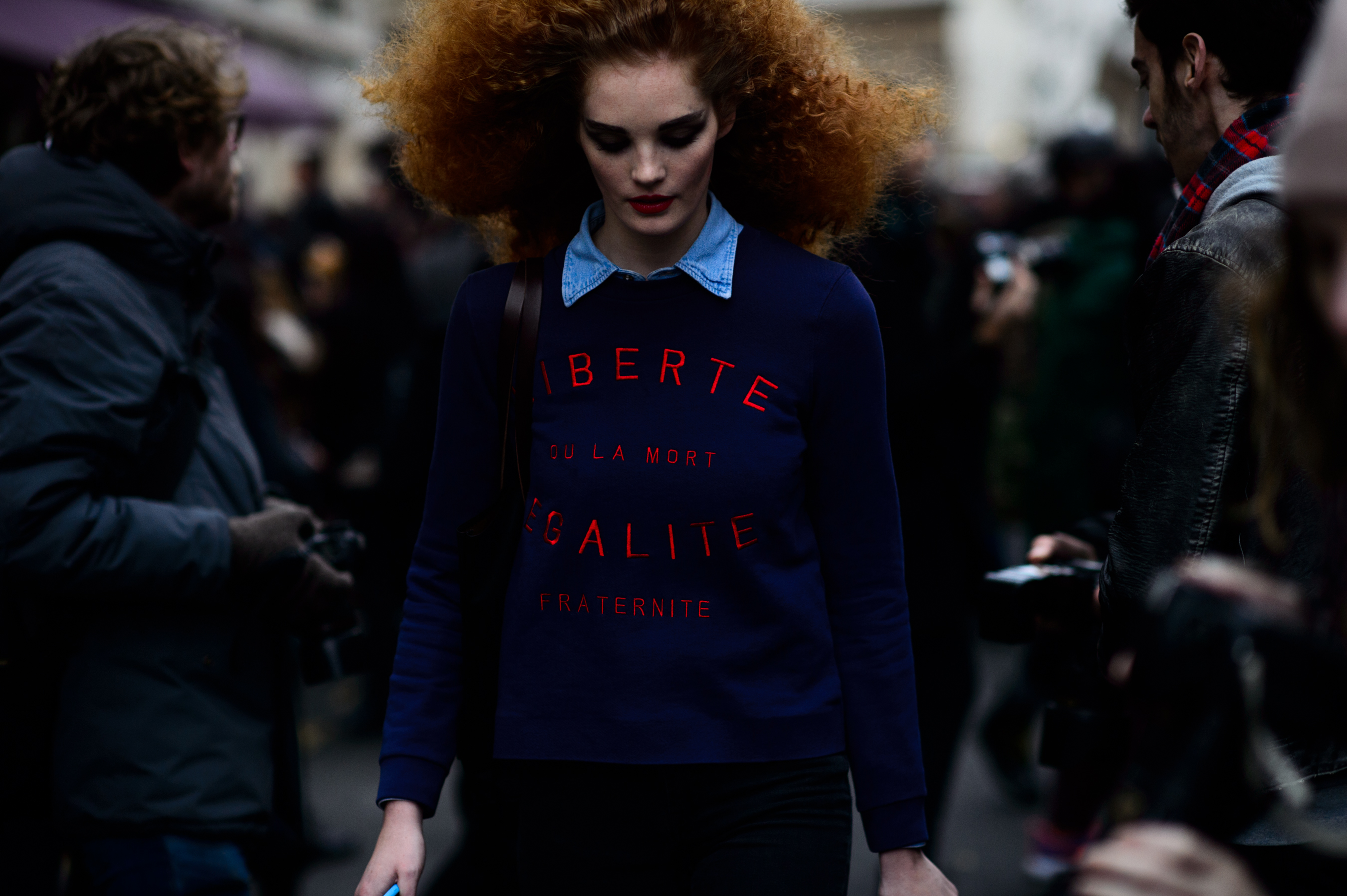 Model with big red hair