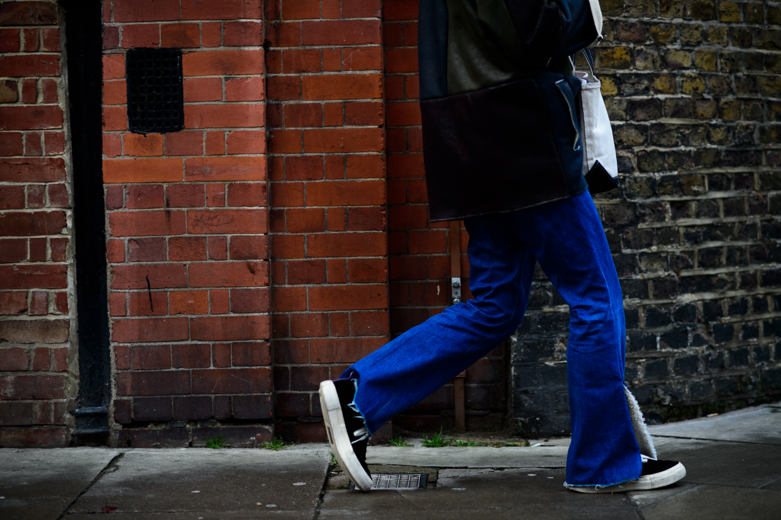 Man wearing jeans with shearling inside
