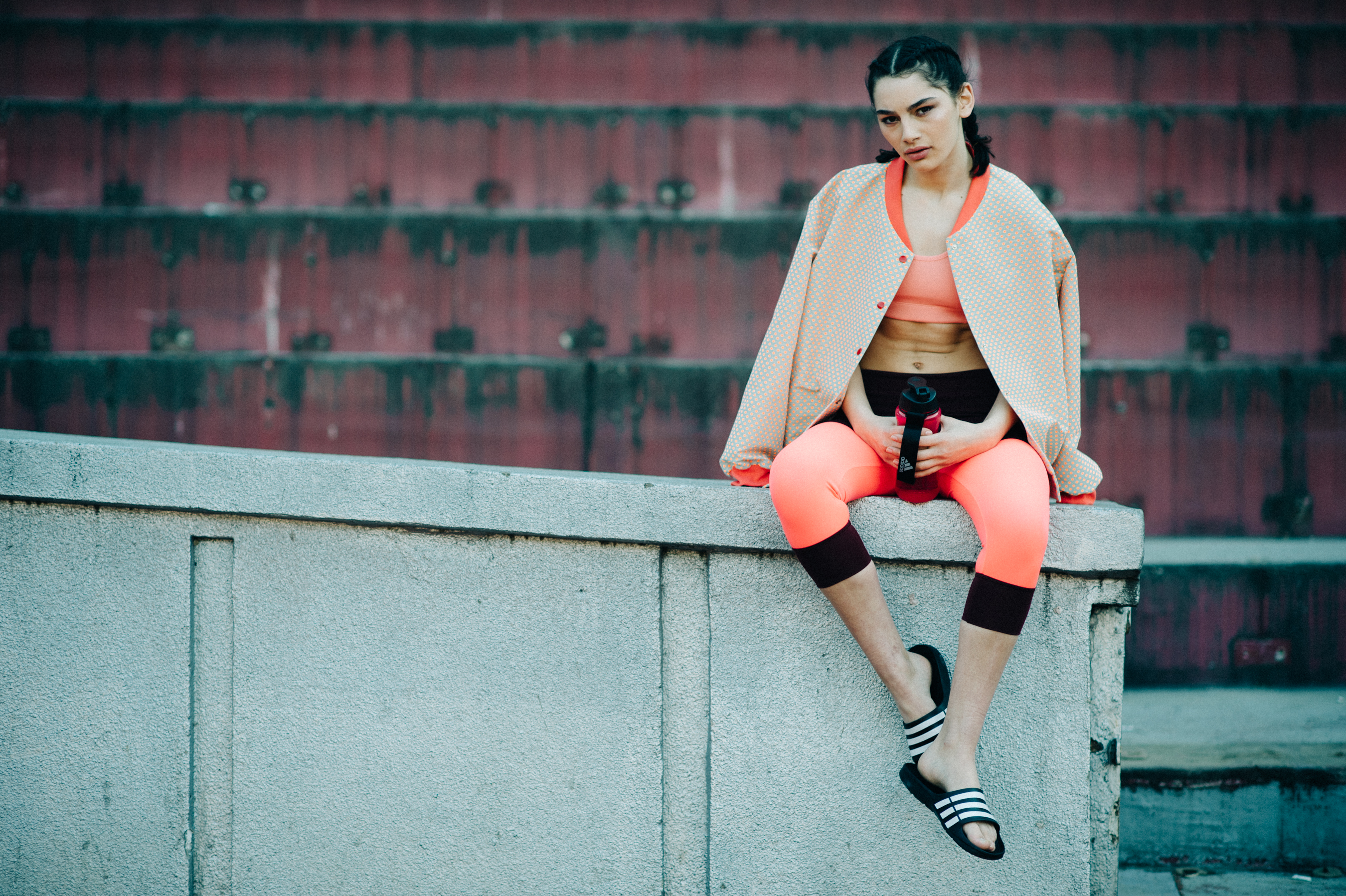 Model wearing sport clothes