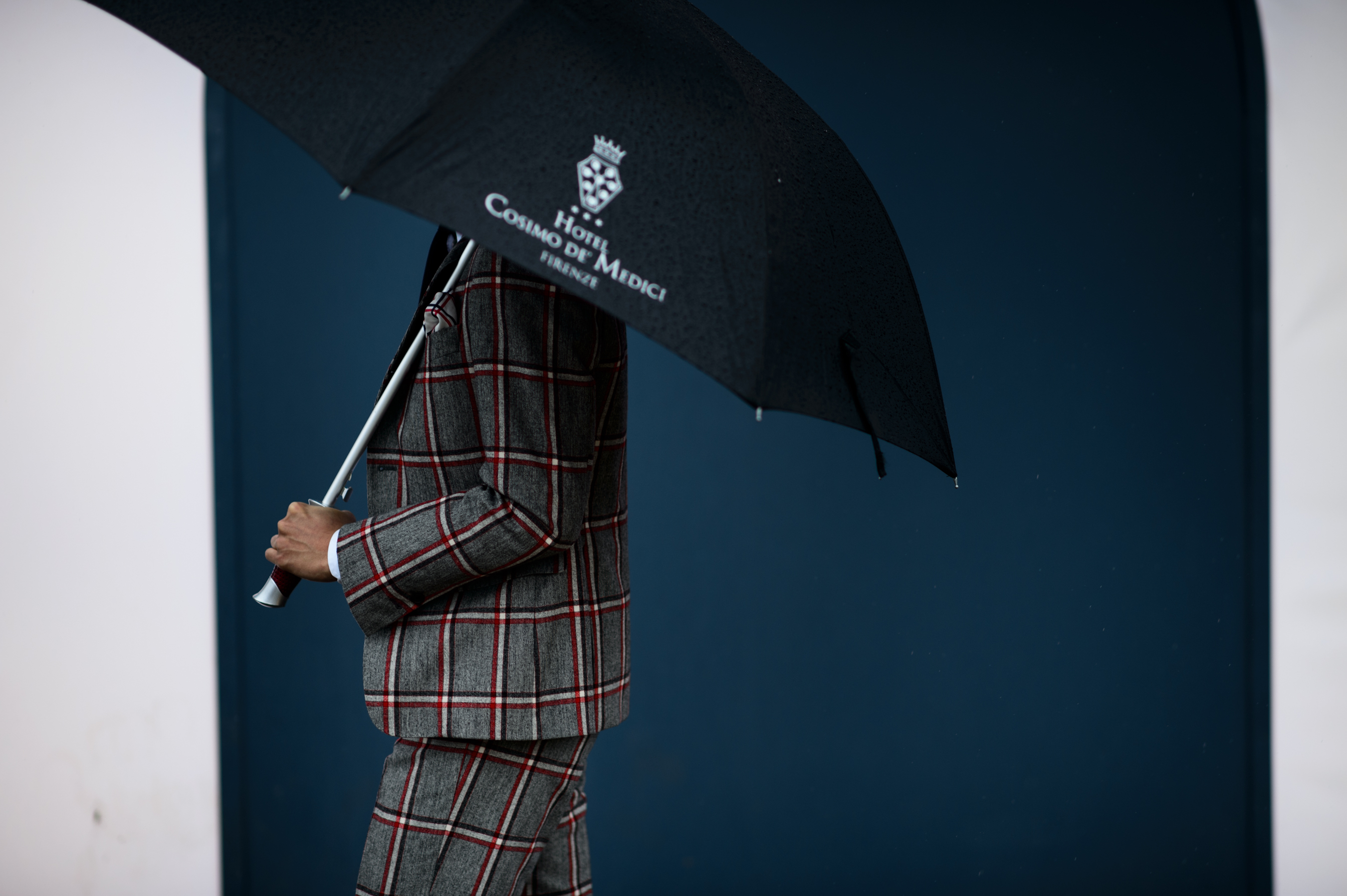 Man wearing suit at Pitti Uomo