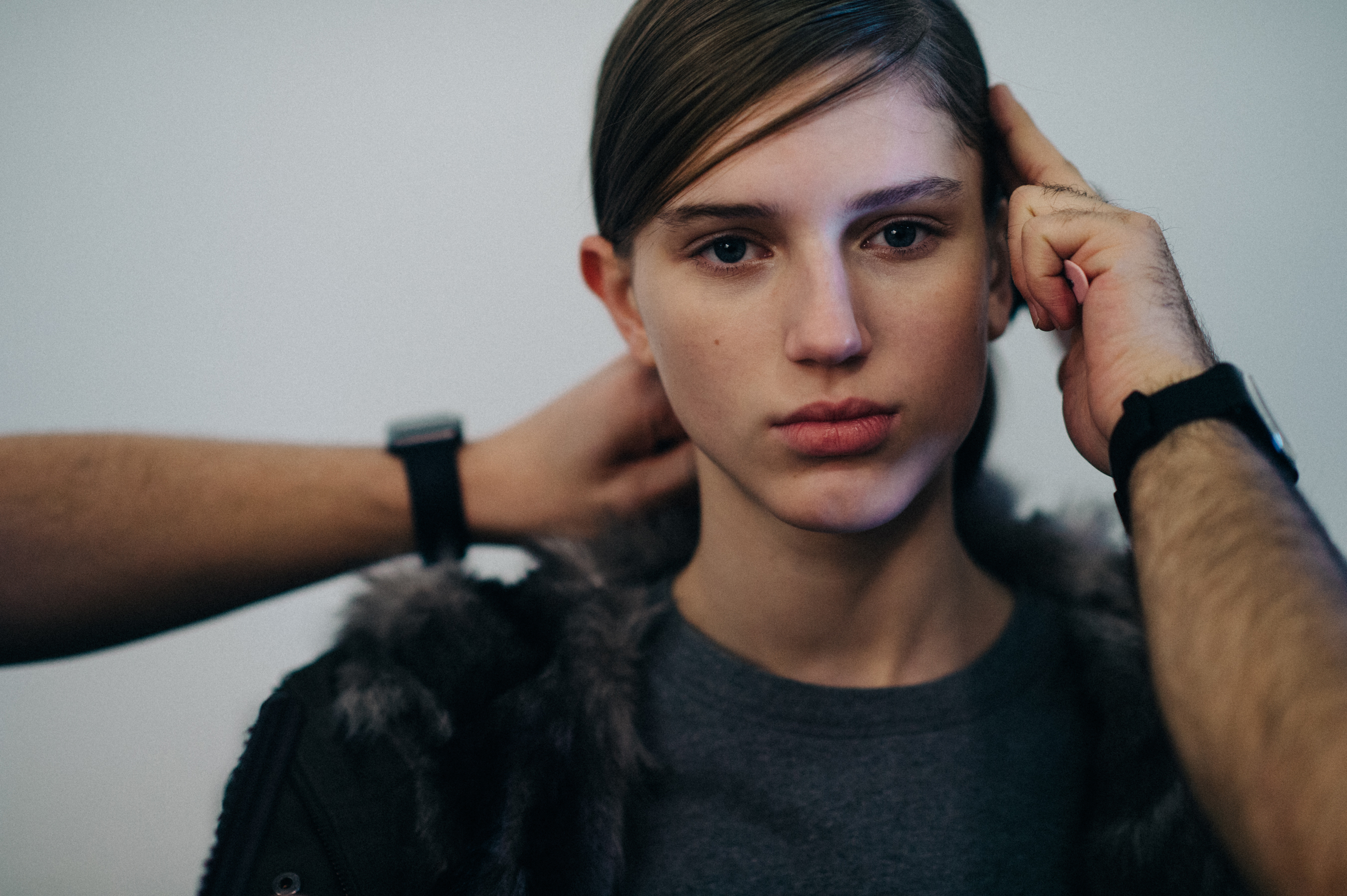 Model getting hair done