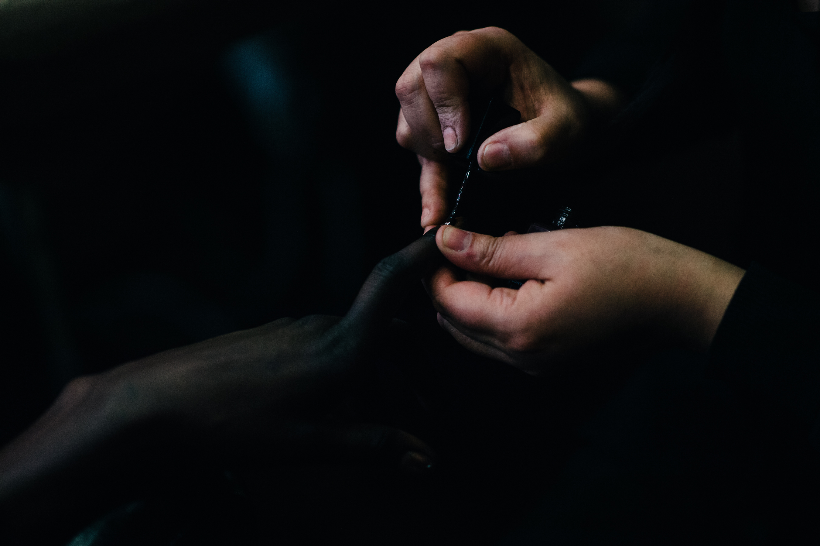 Model getting hair done
