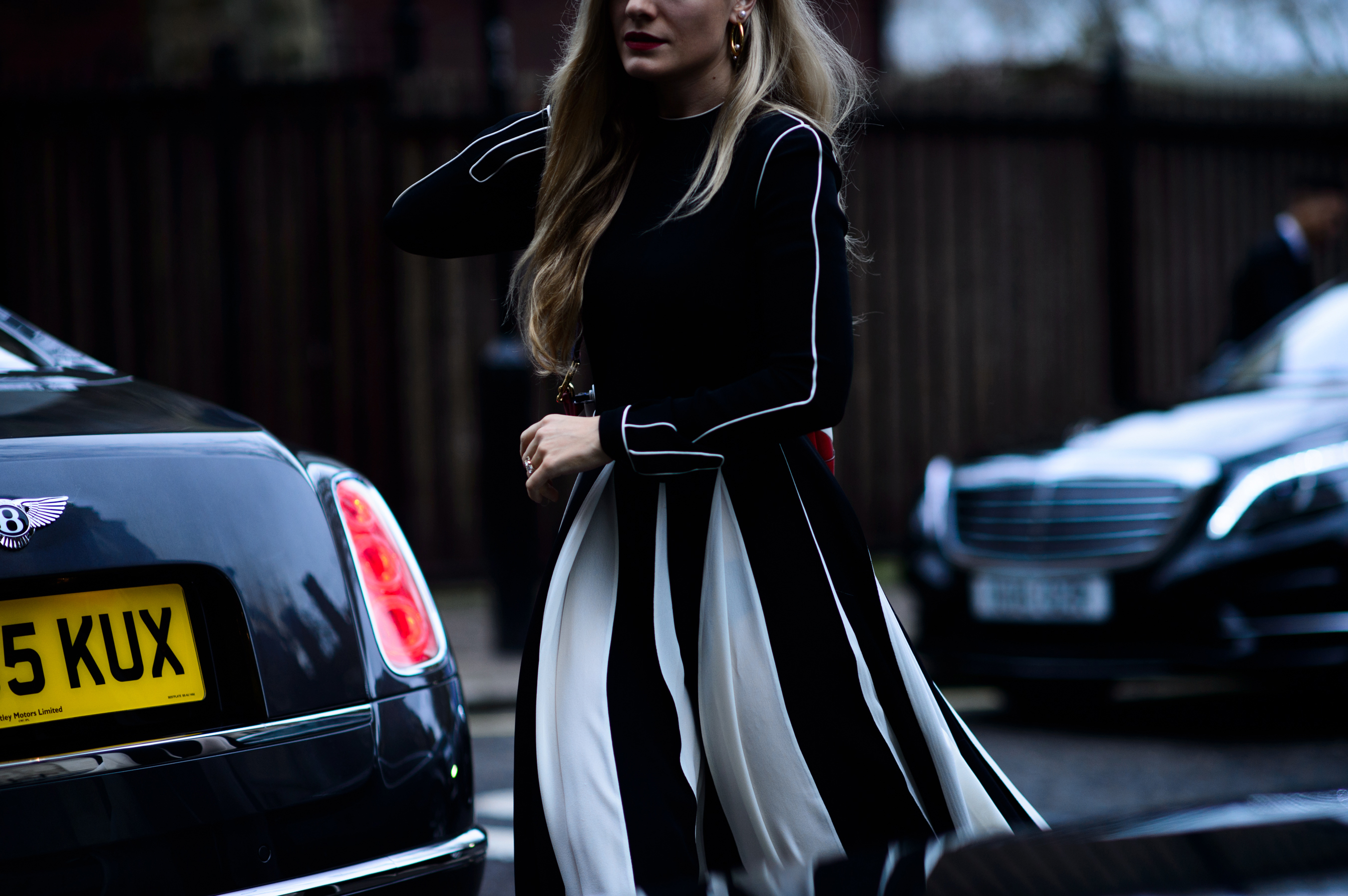 Woman wearing monochrome outfit