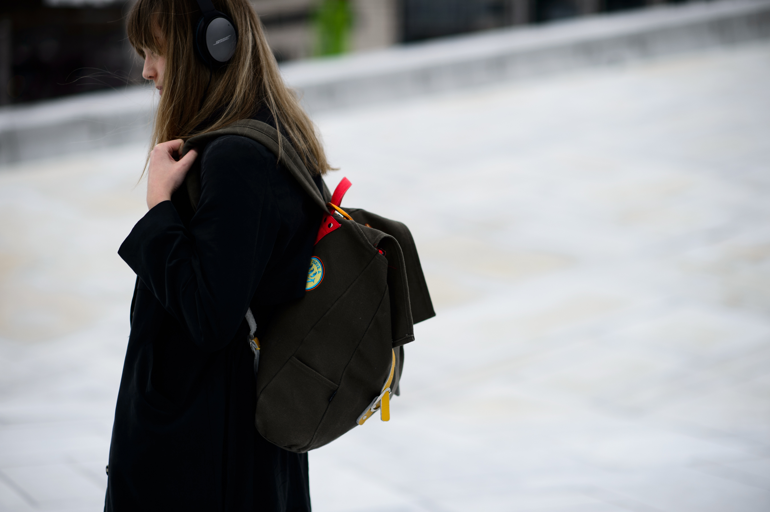 Model with backpack