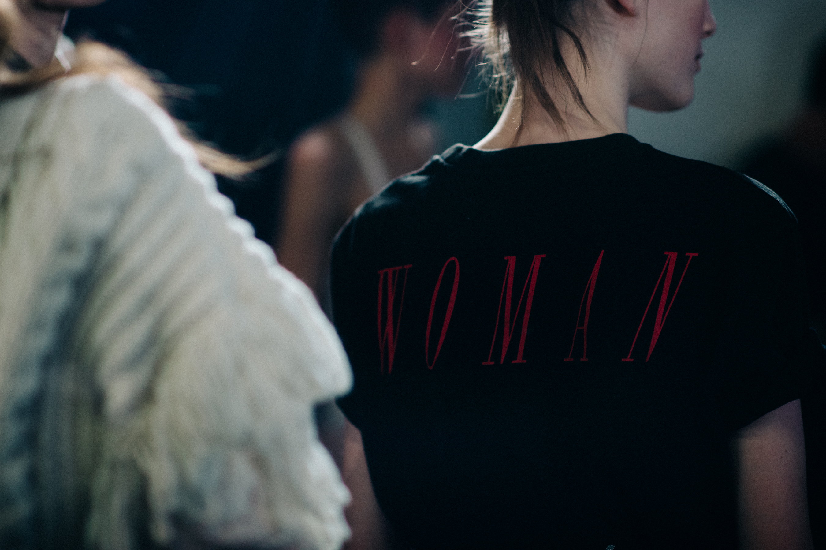 Model wearing shirt woman on back