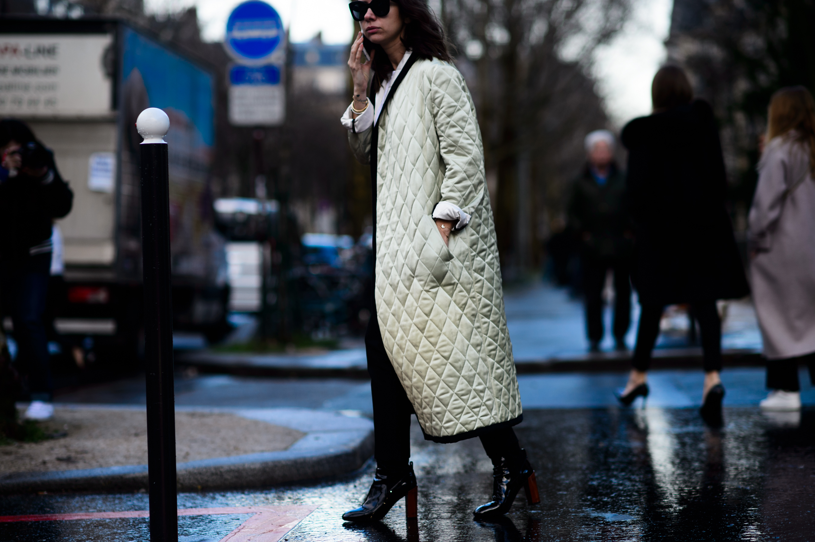 Russian buyer wearing long quilted jacket