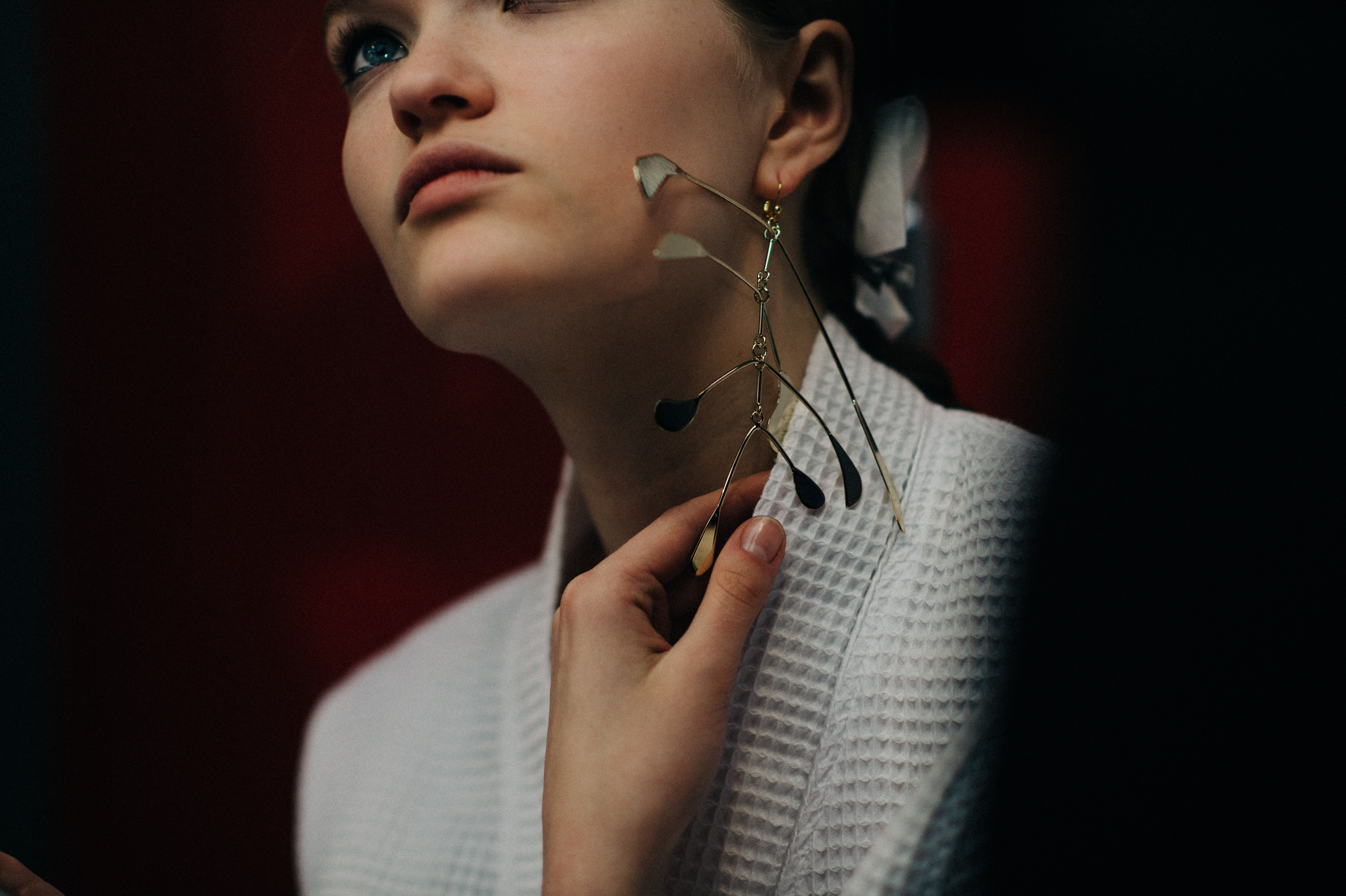 German model wearing mono ear ring