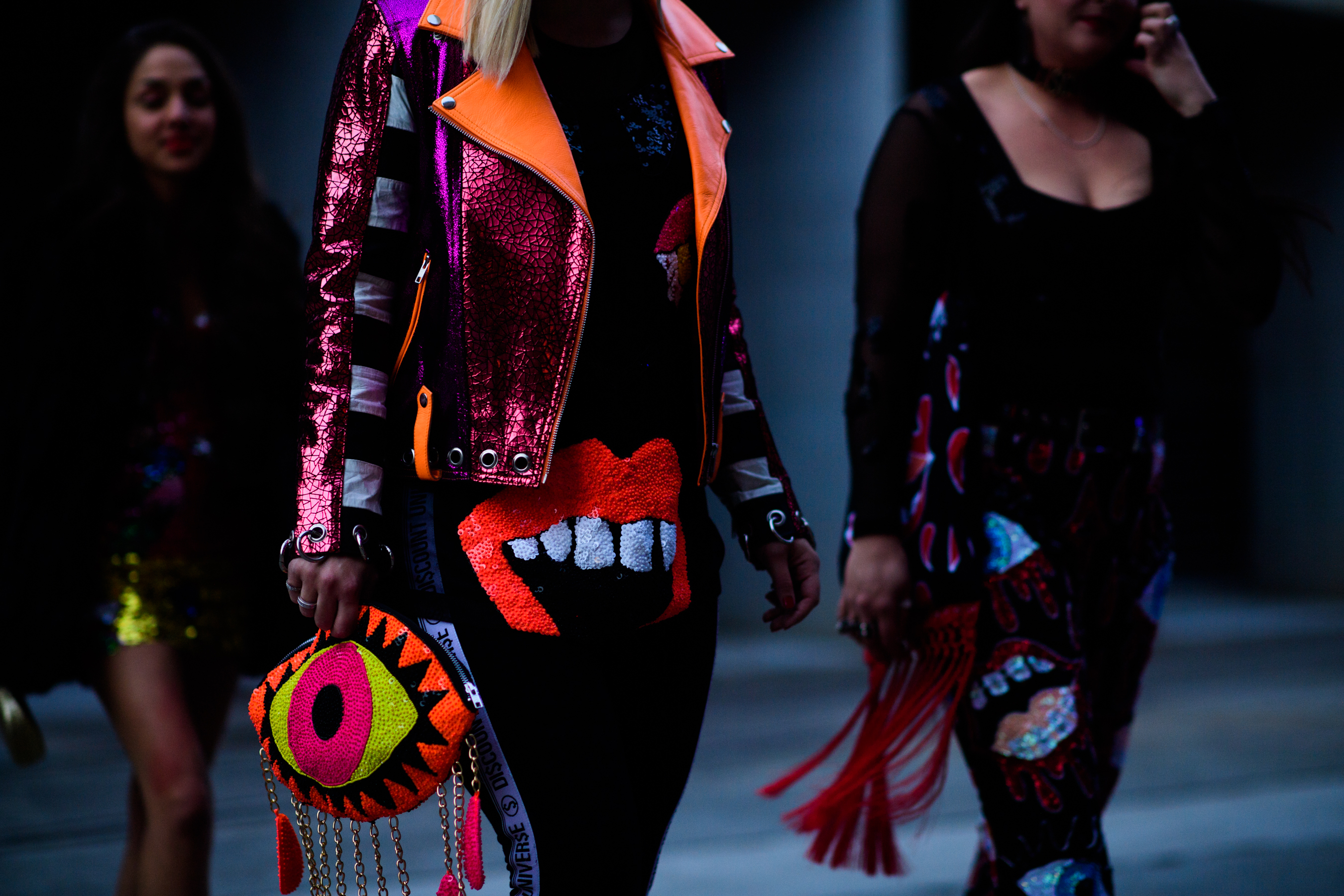 Woman wearing luminescent coluor clothes