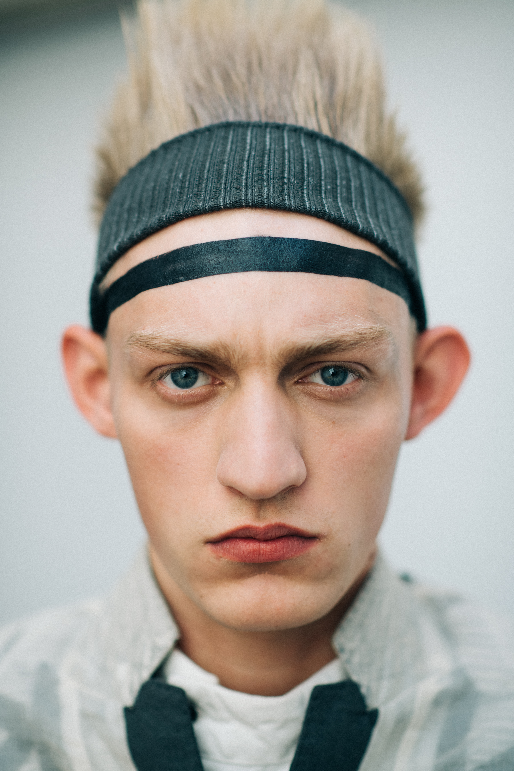 A model wearing a headband