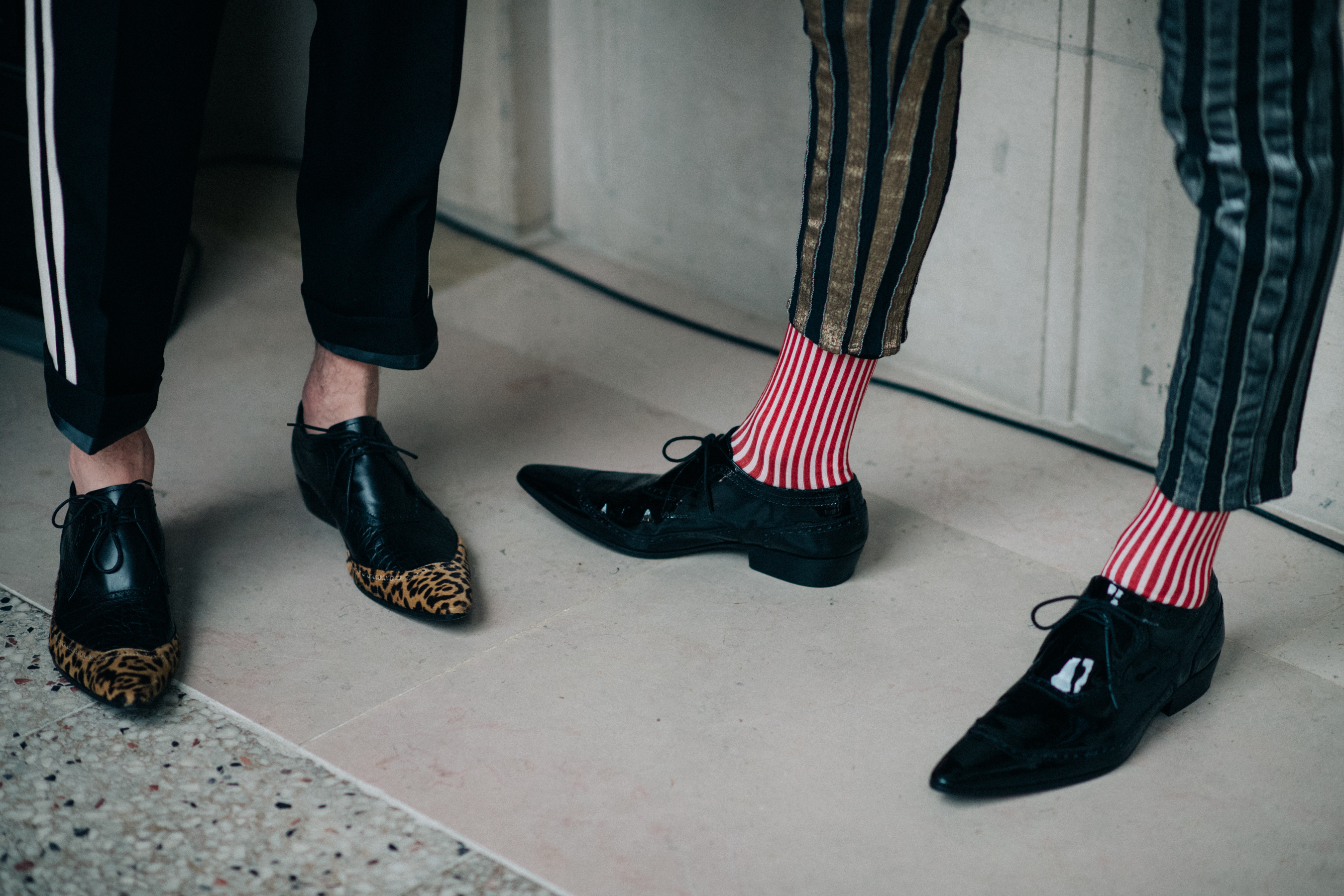Men wearing pointy shoes