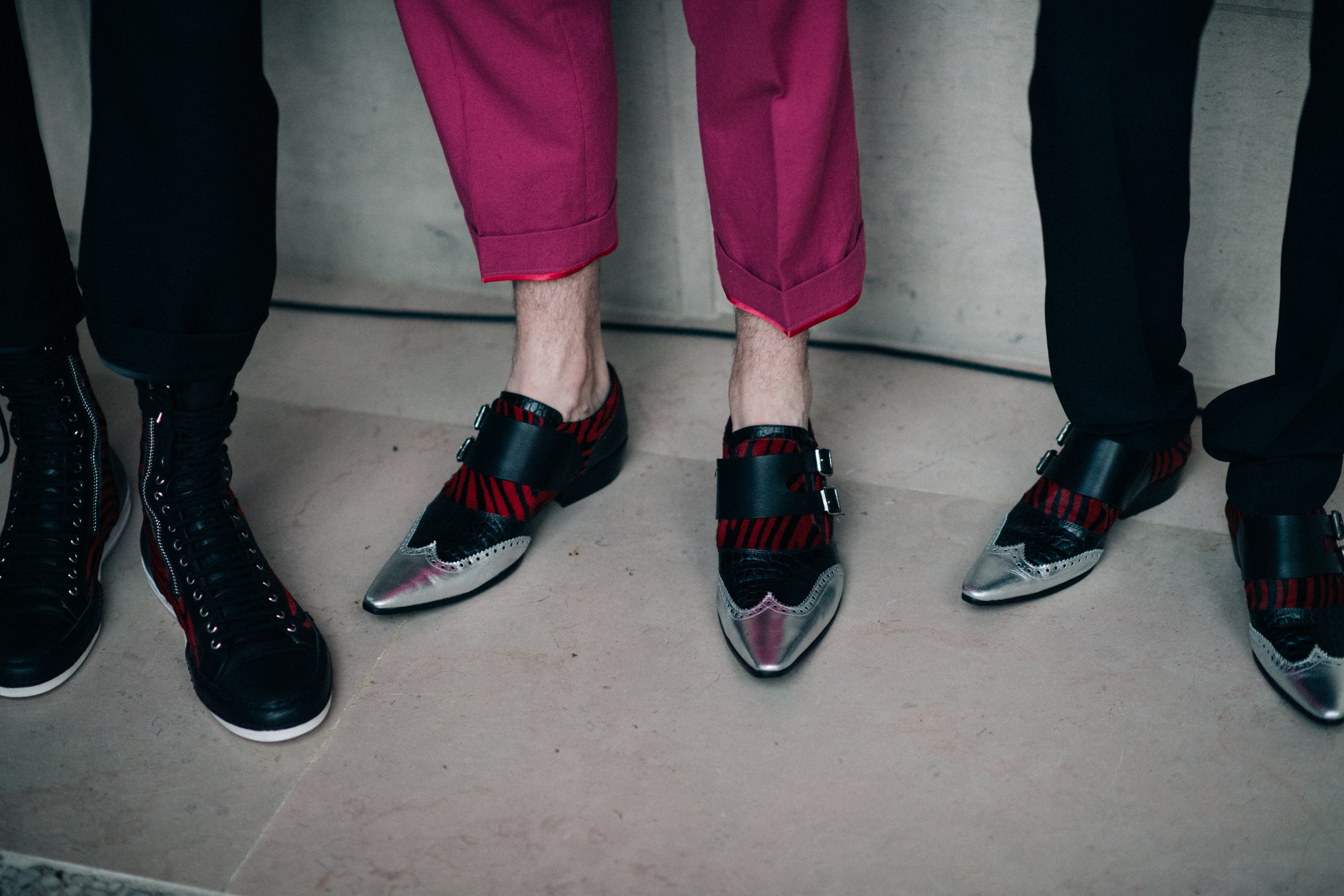 Men wearing pointy shoes