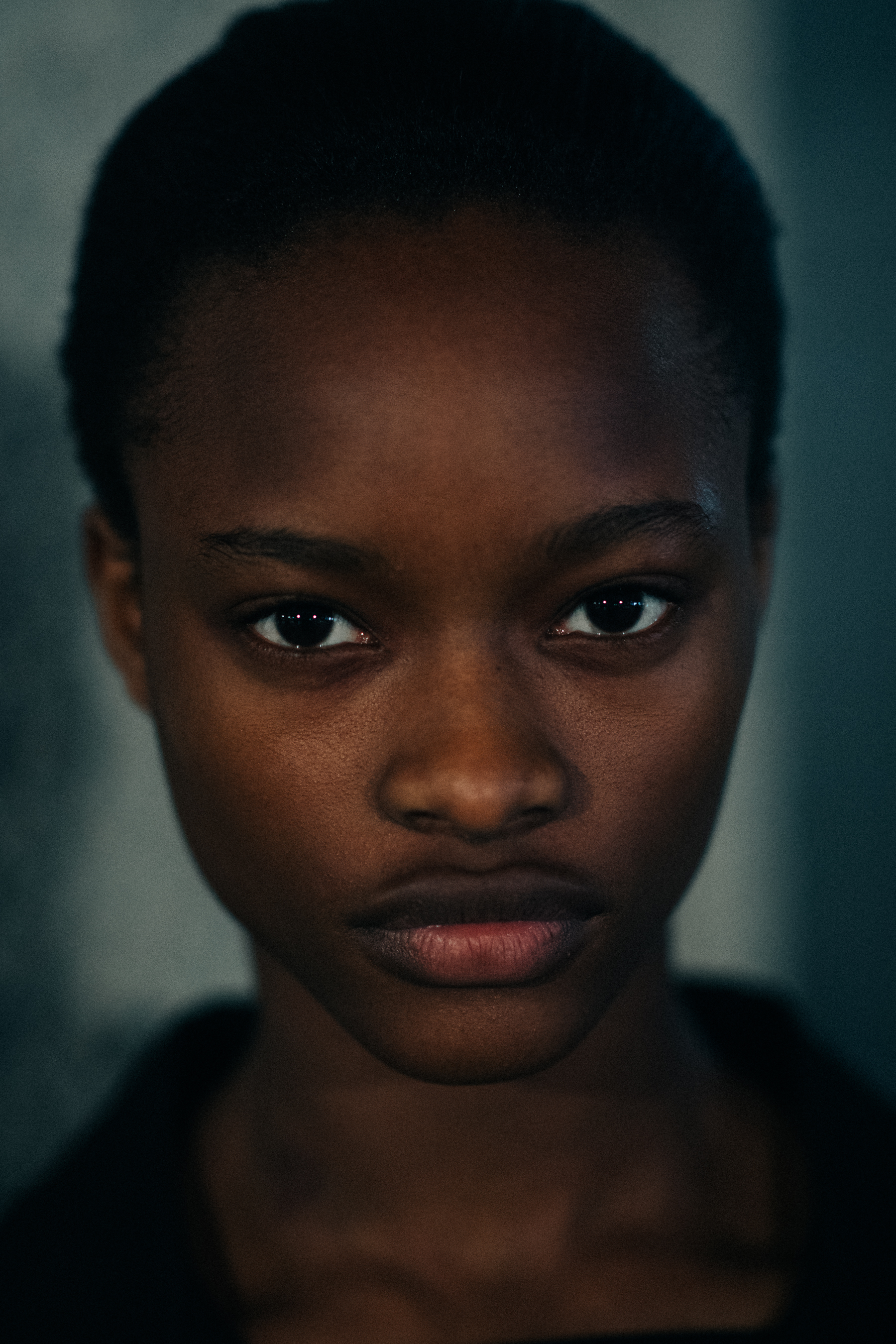Portrait of dark-skinned female model